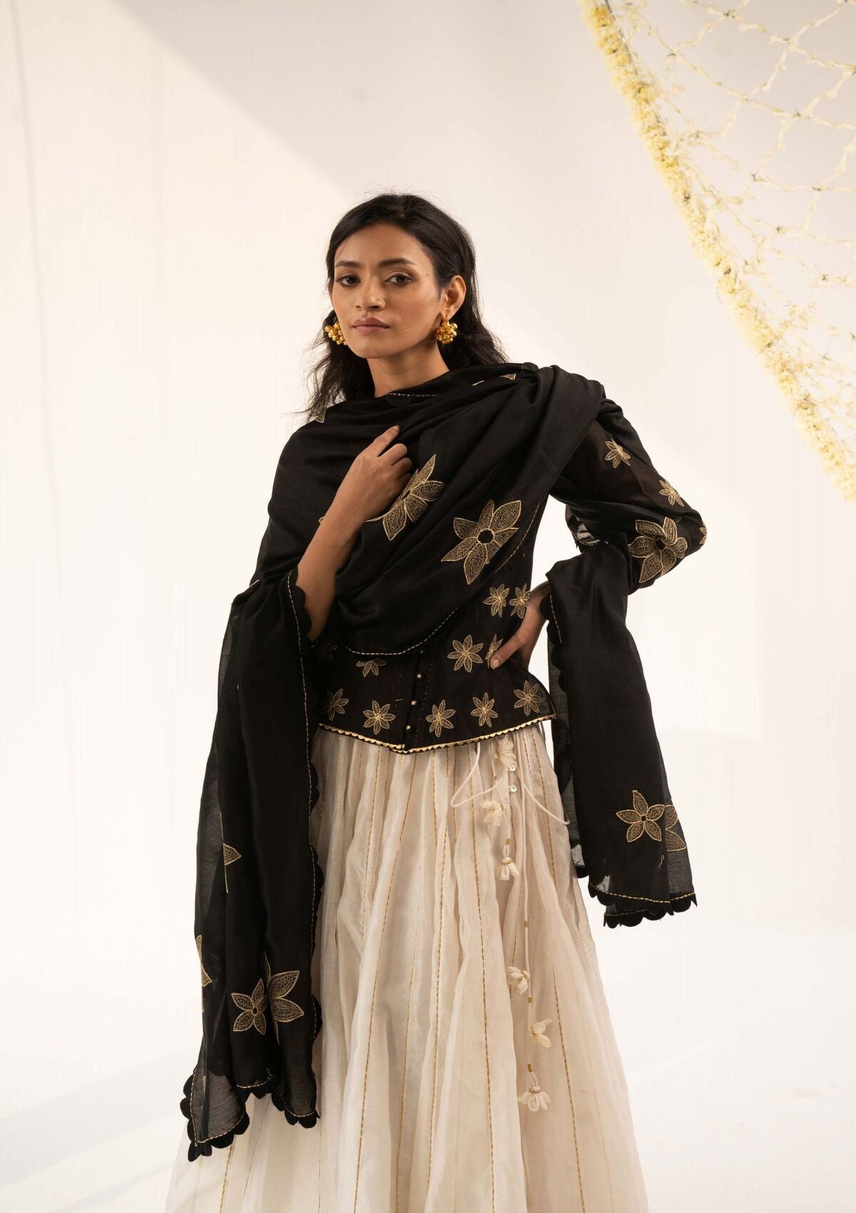 Sarai Black Dupatta