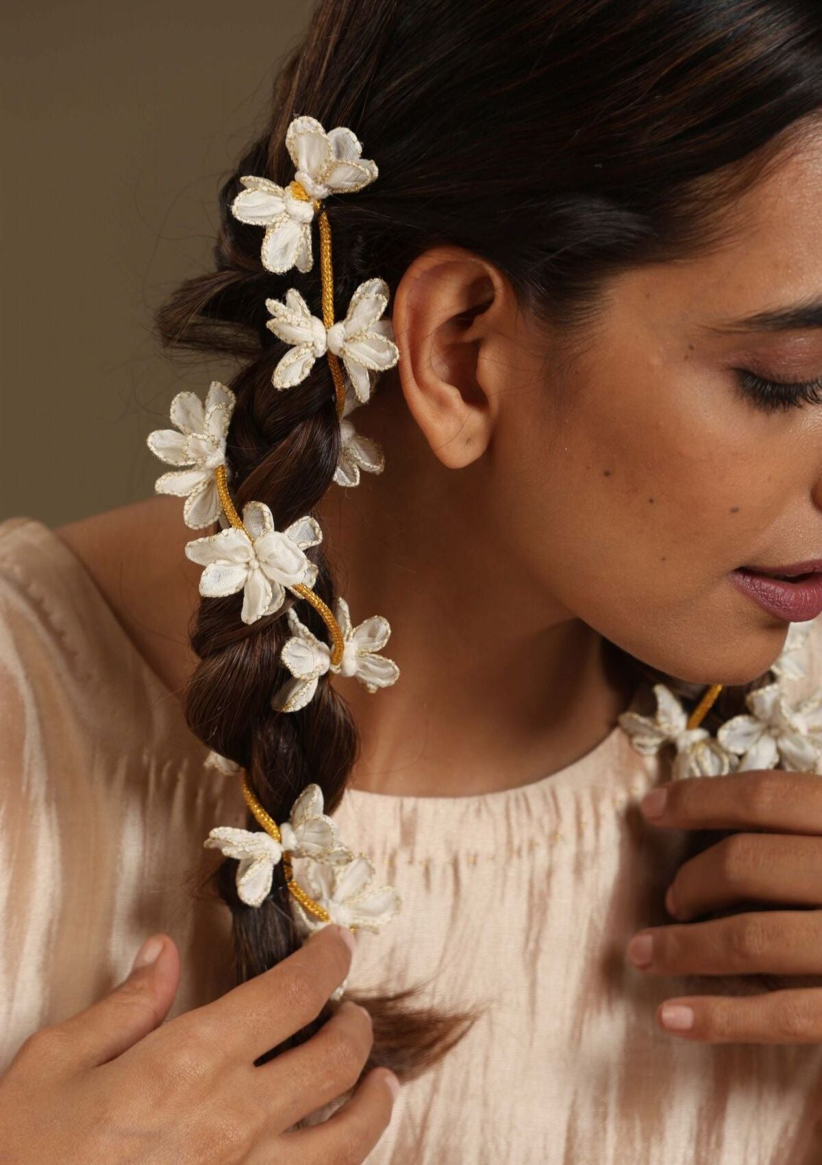 Sucheta White Textile Parandi