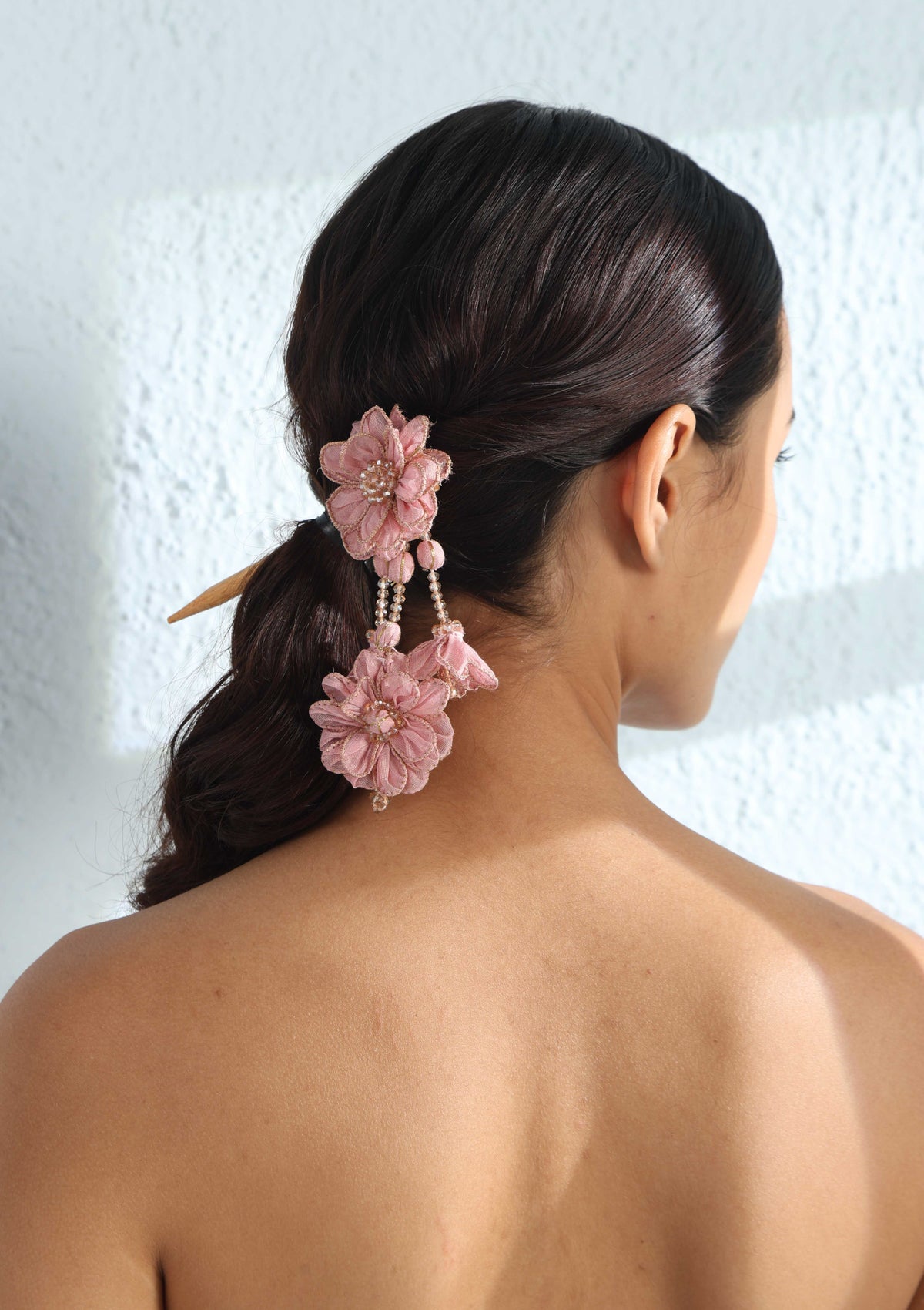 Lily Floral Juda Stick