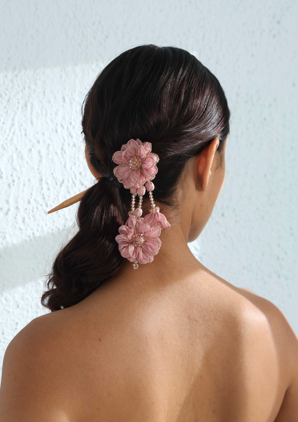 Lily Floral Juda Stick