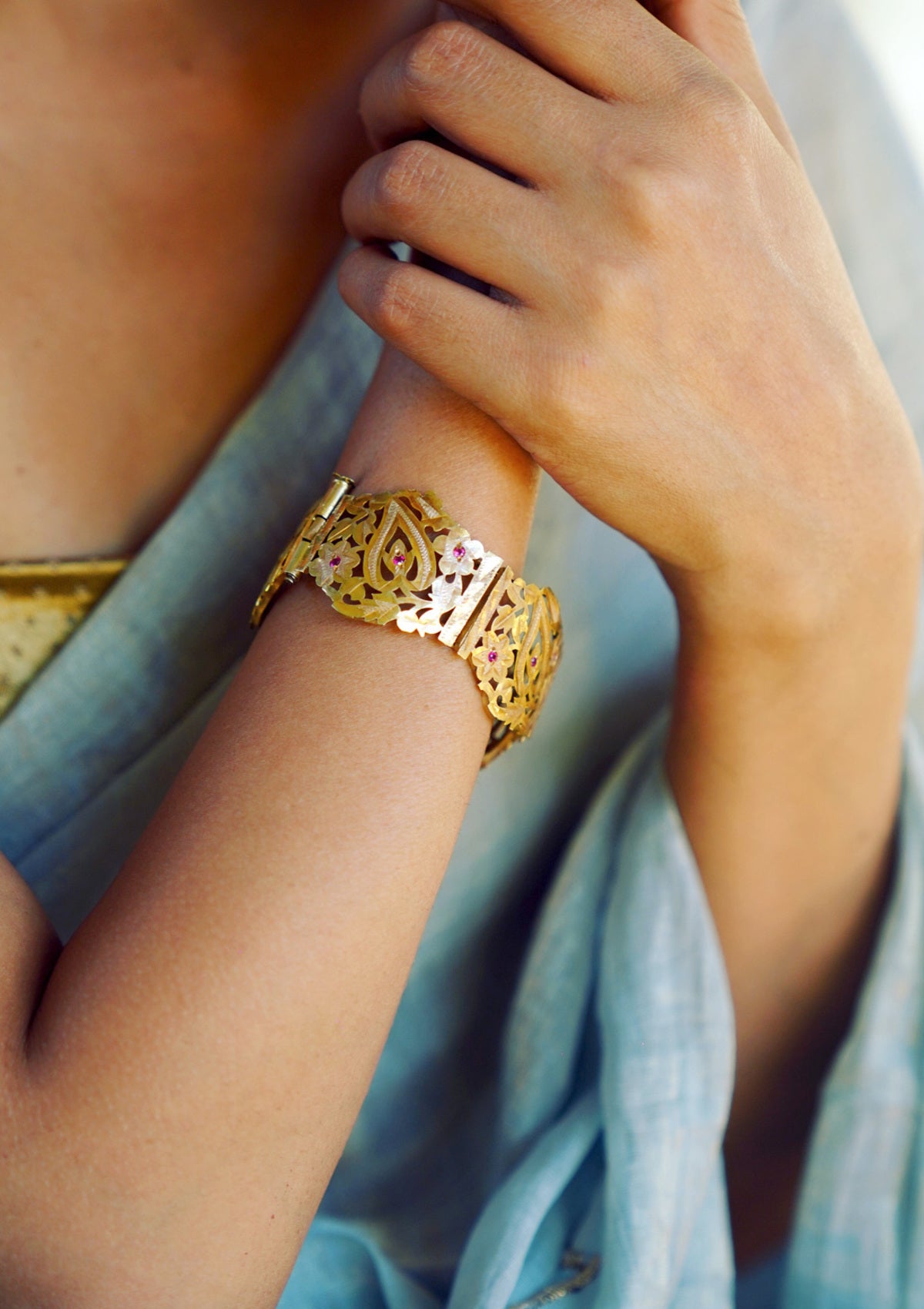 Sunanda Handmade Gold Tone Silver Bracelet