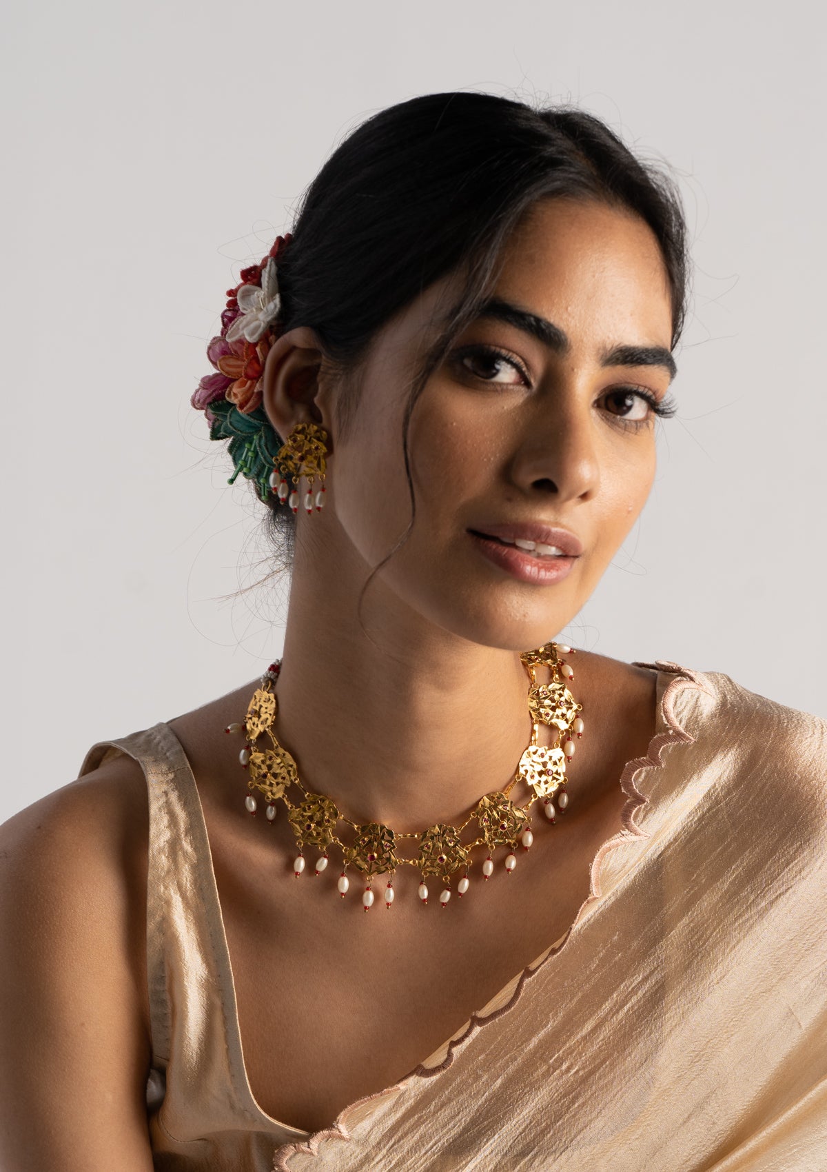 Tulwa Gold Tone Silver Necklace