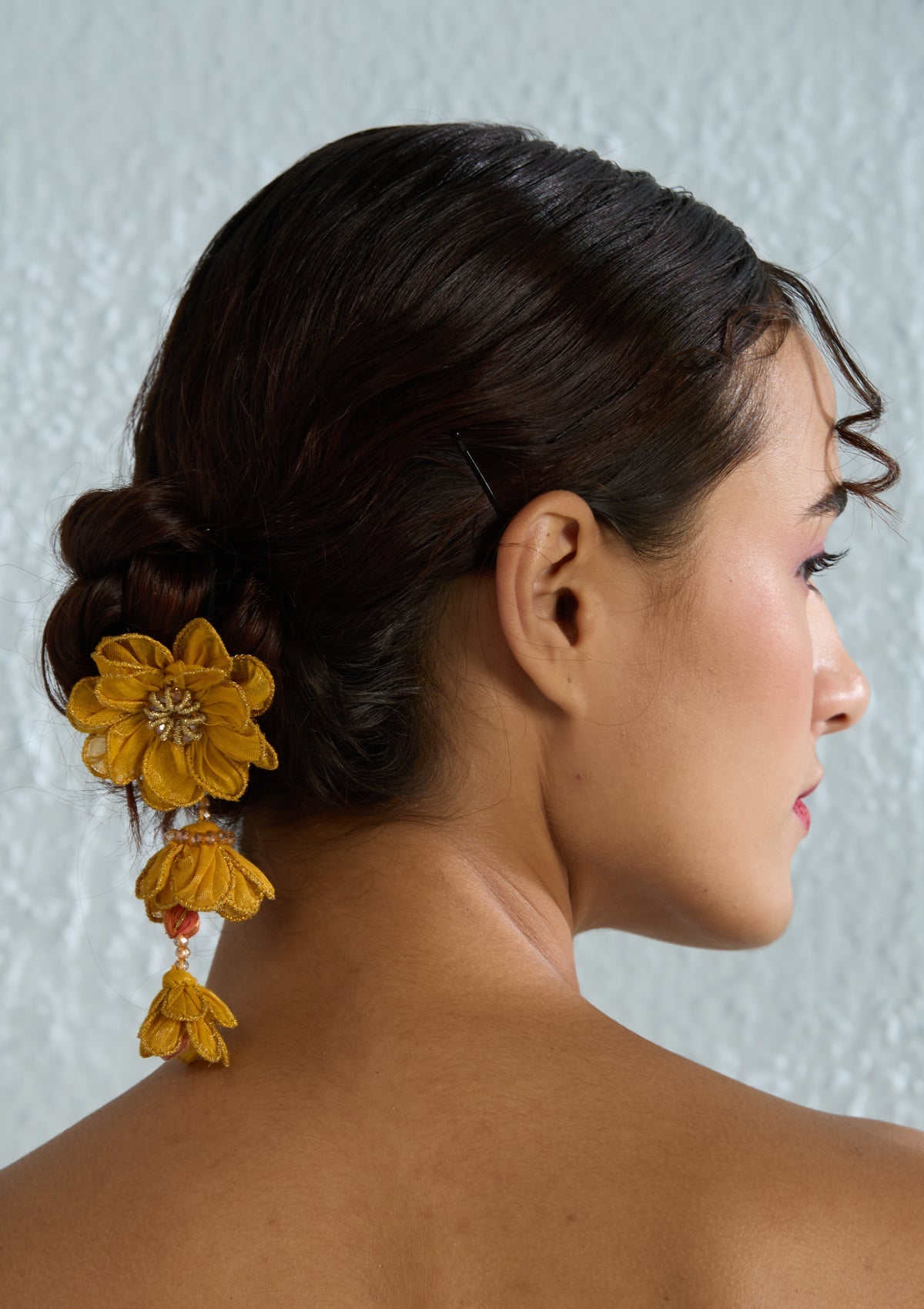 Amaltas Floral Rubber Band