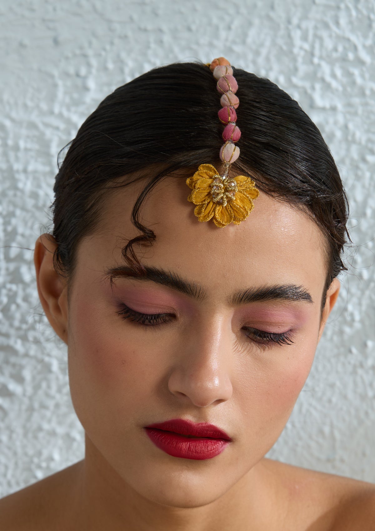Amaltas Floral Mangtikka