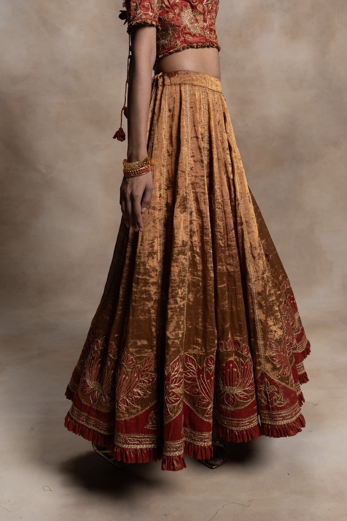 Katyayani Tissue Skirt