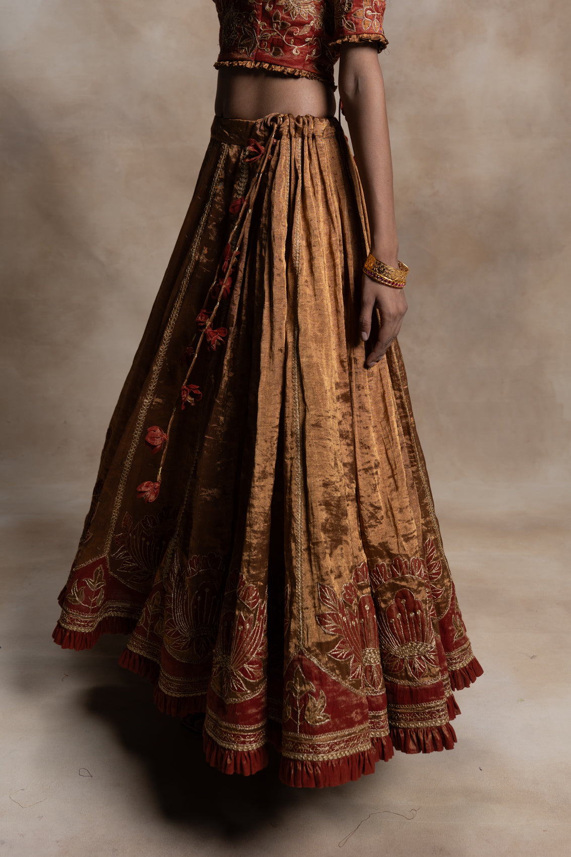 Katyayani Tissue Skirt