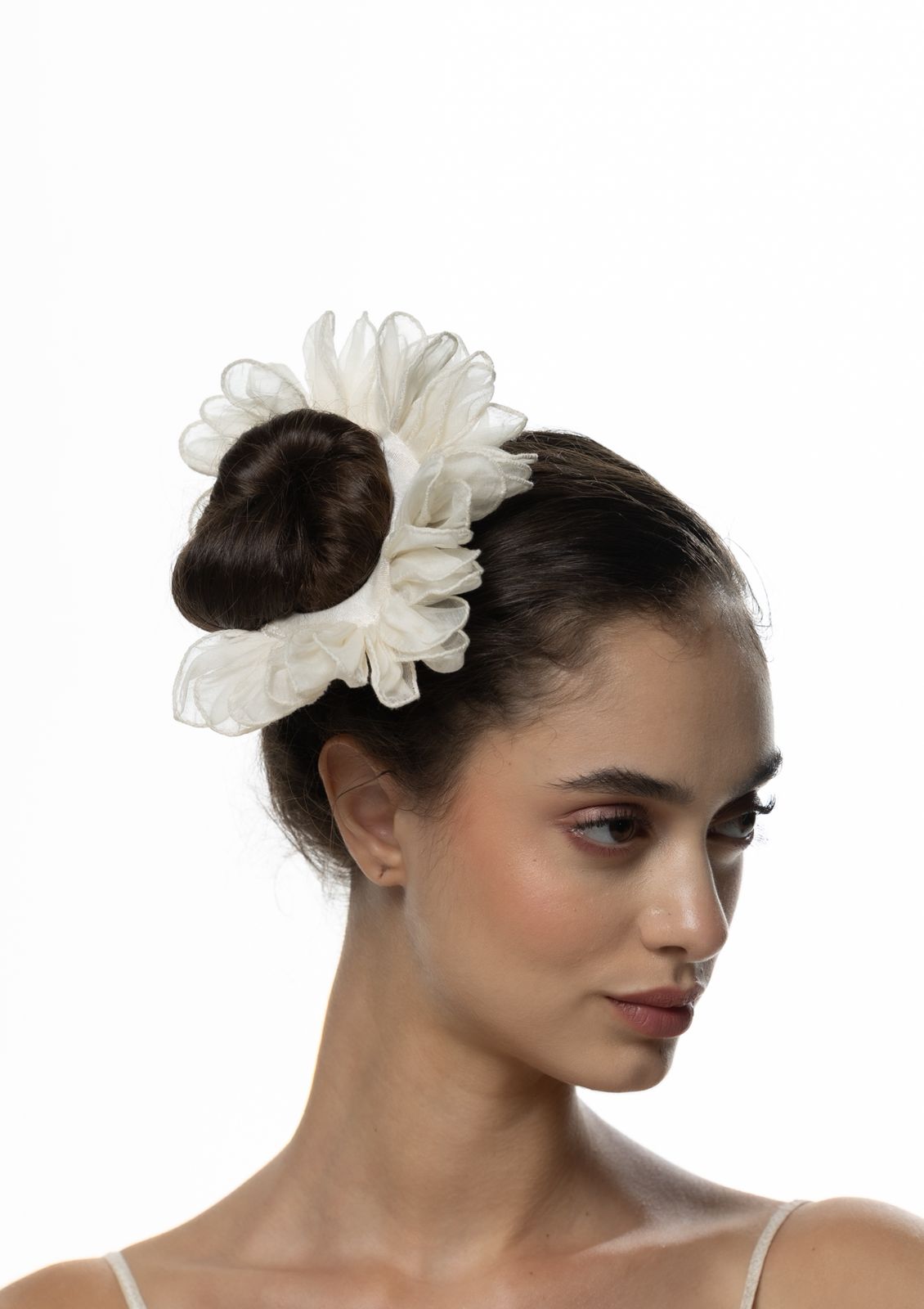 Varsha Lily Scrunchie Rubber Band