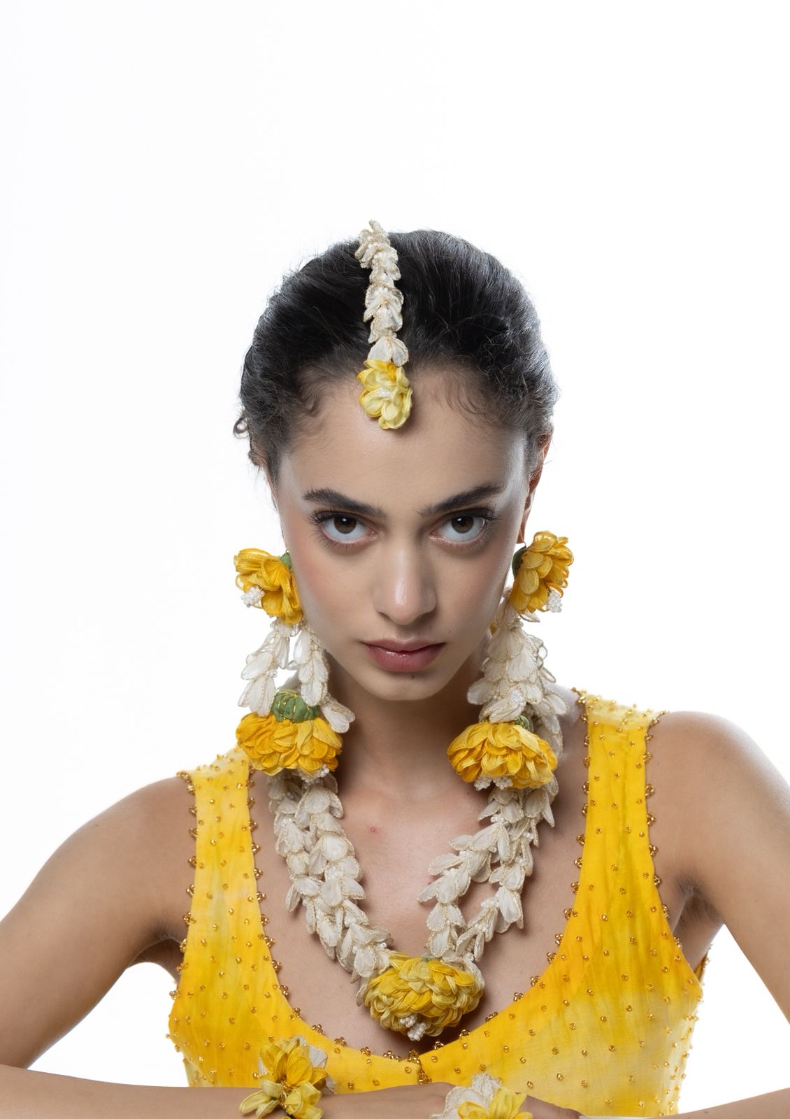 Basanti Jewellery Set