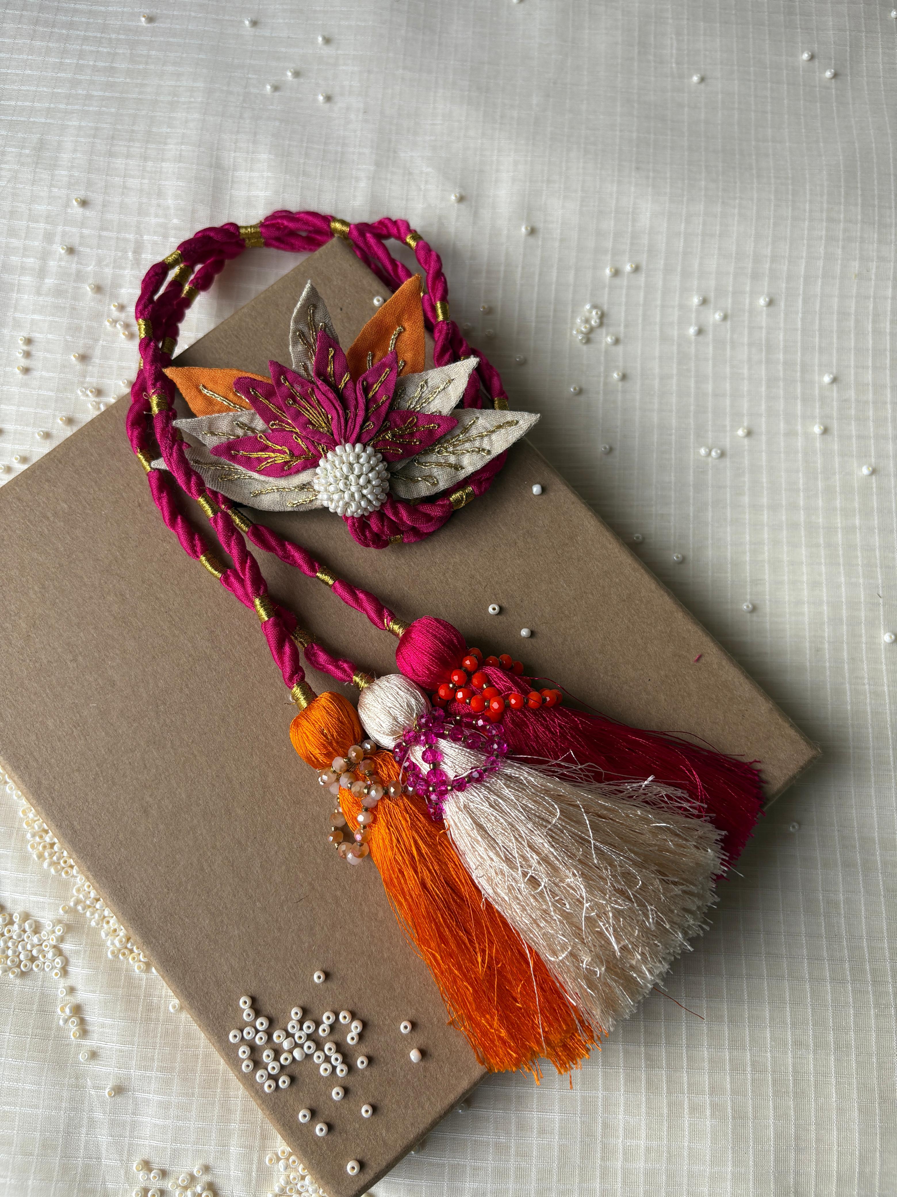 Rosmi Floral Parandi