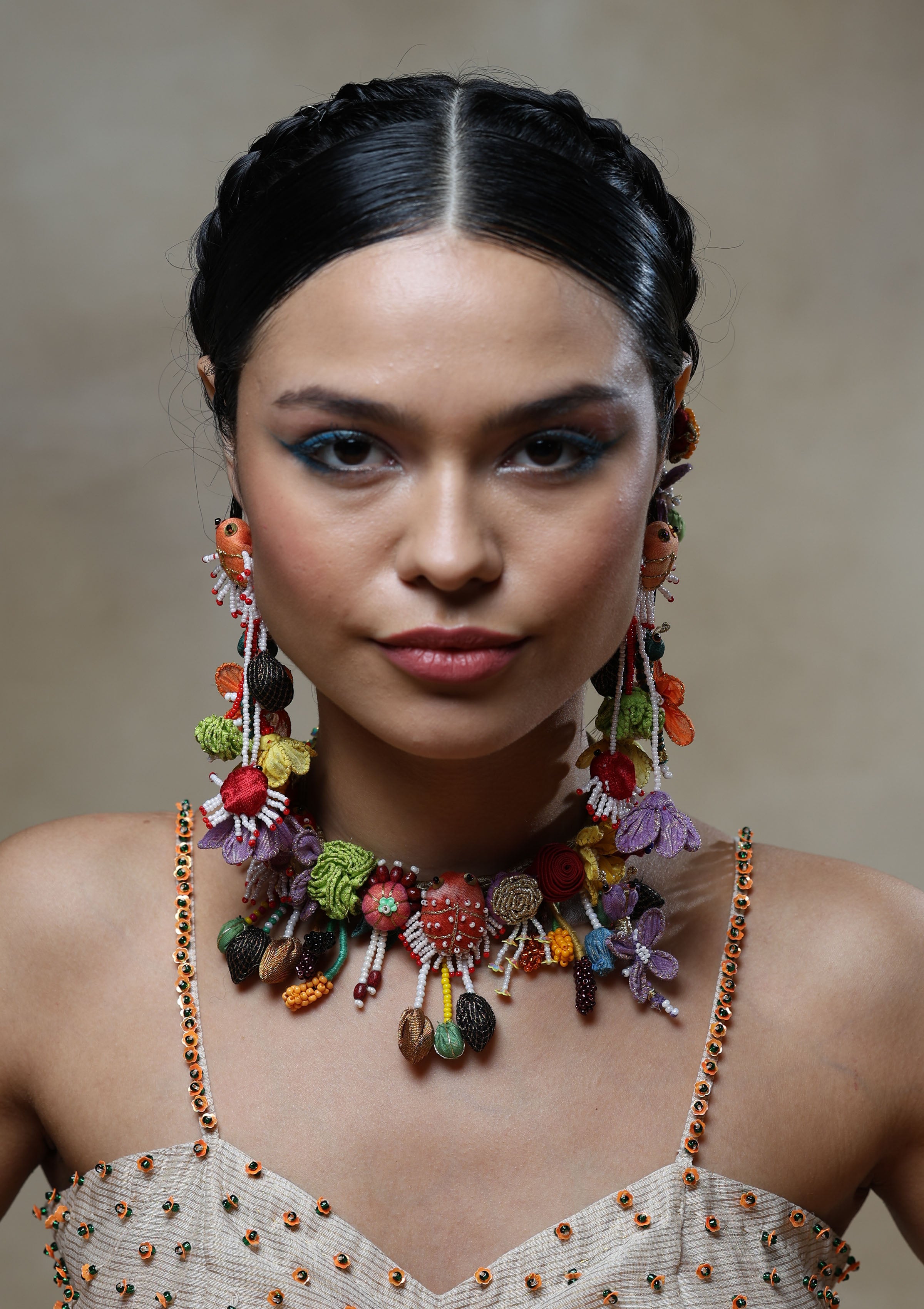 Thirakti Jewellery Set