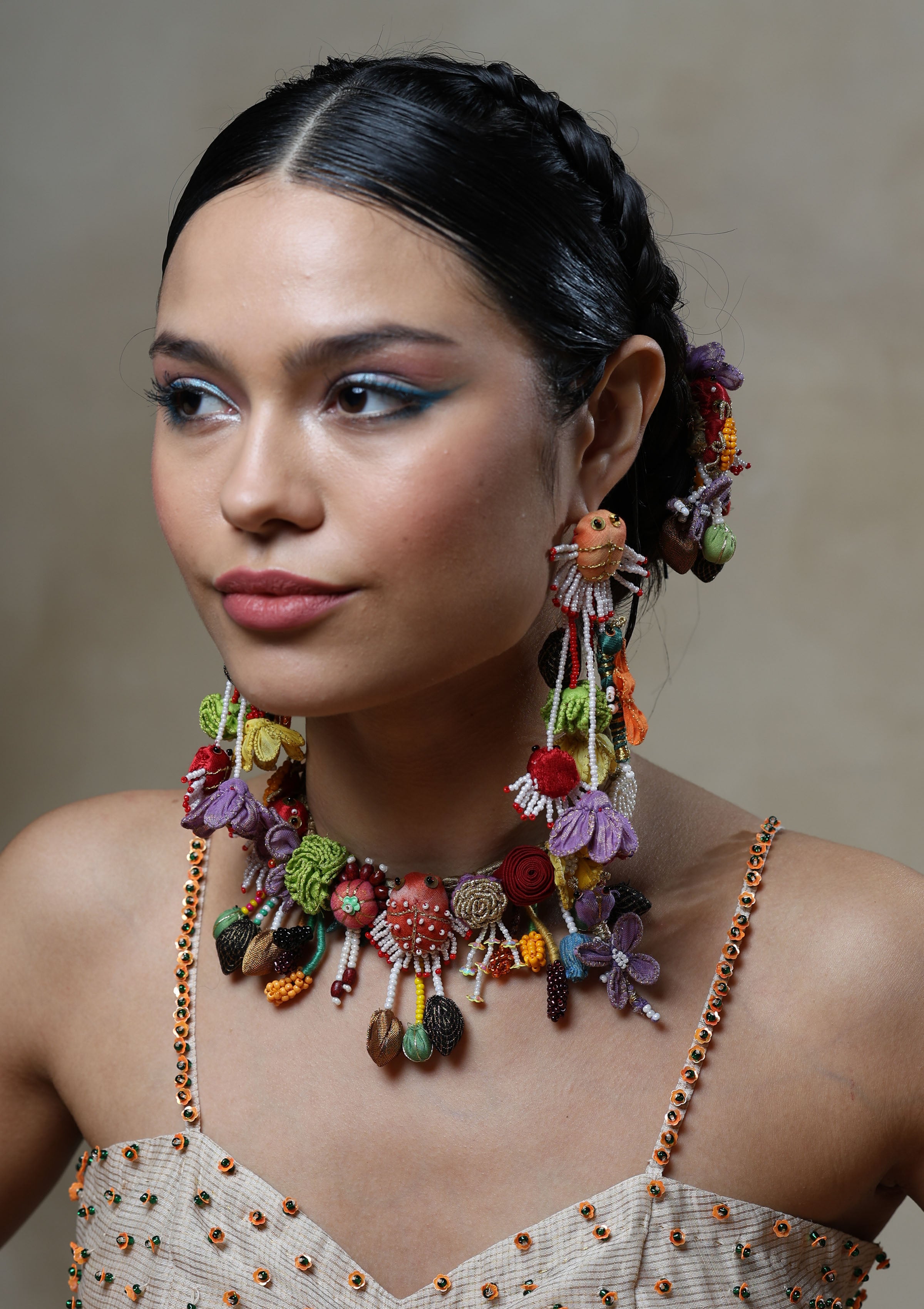 Thirakti Jewellery Set