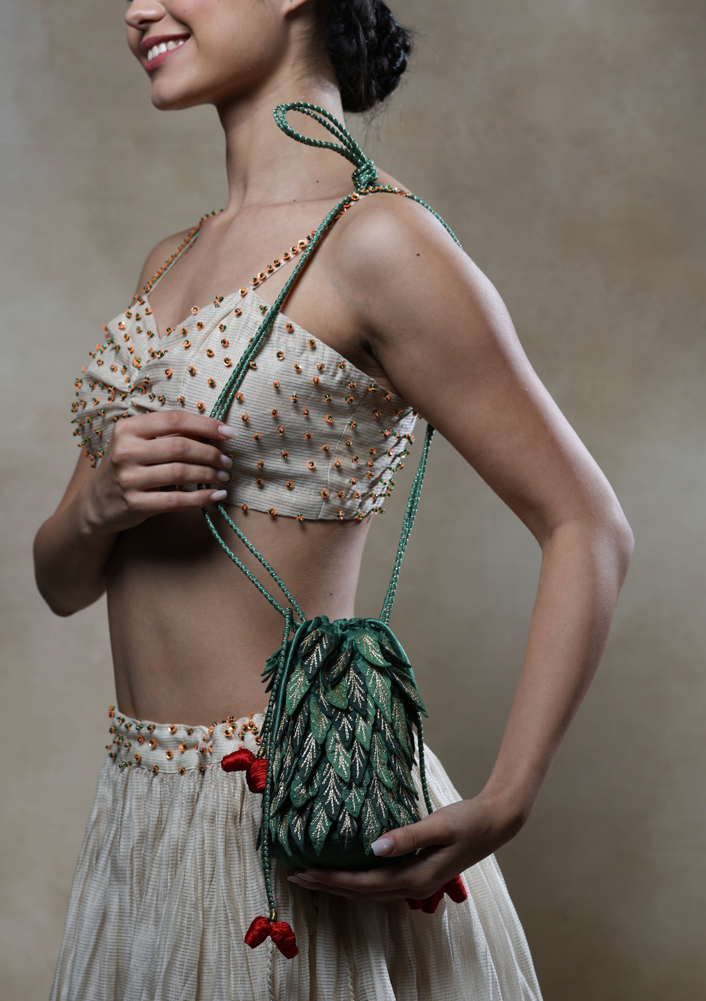 Khajoori Leafy Bag