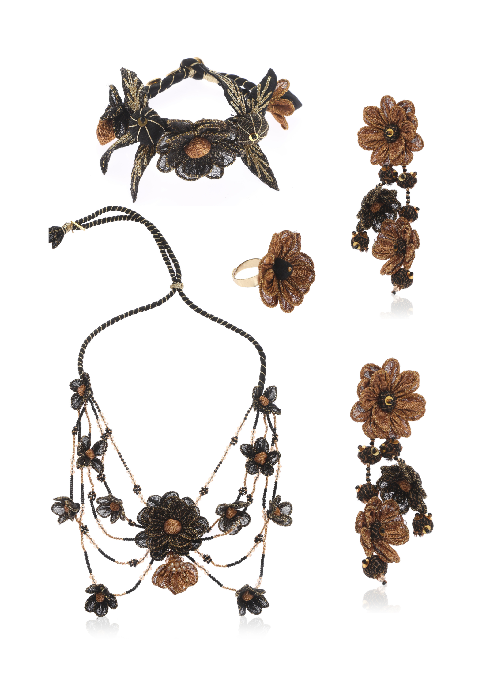 Triyama Floral Jewellery Set