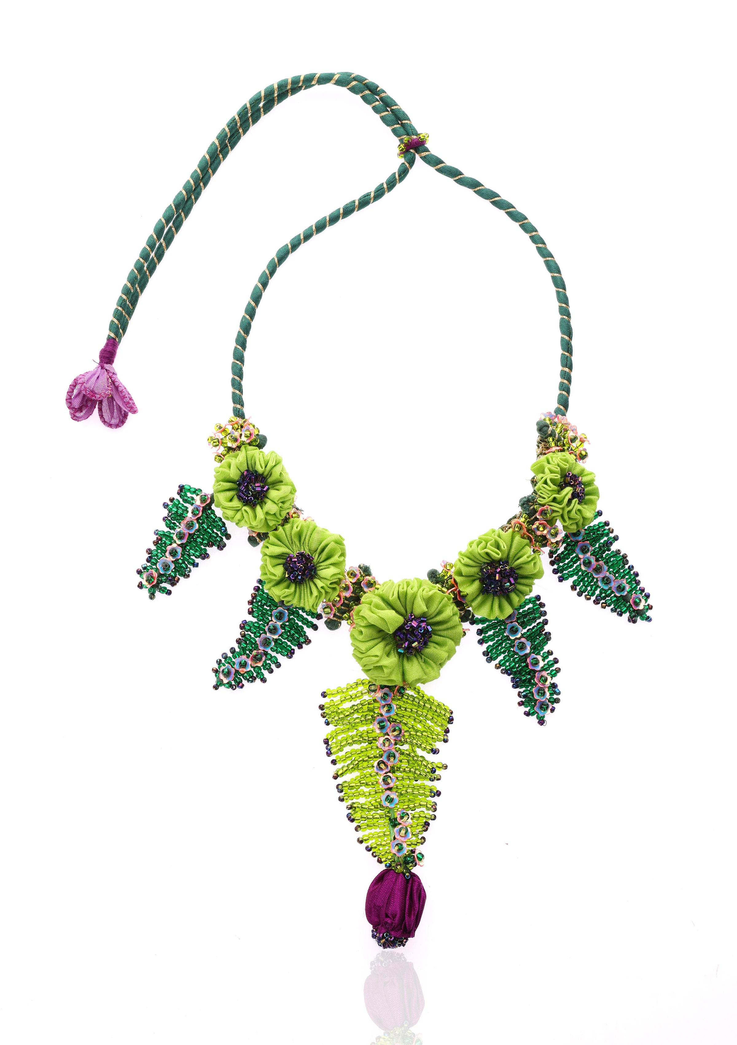 Suggha Floral Necklace