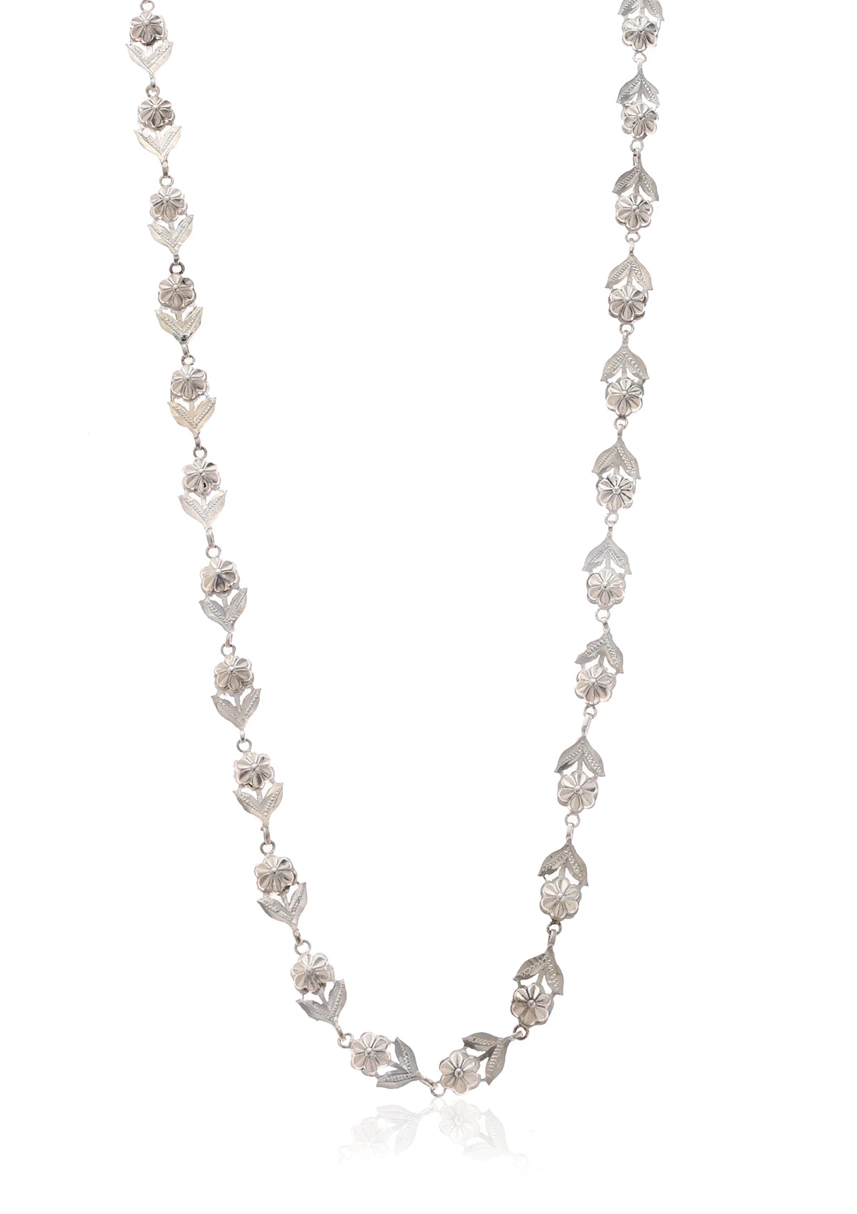 Satya Silver Necklace