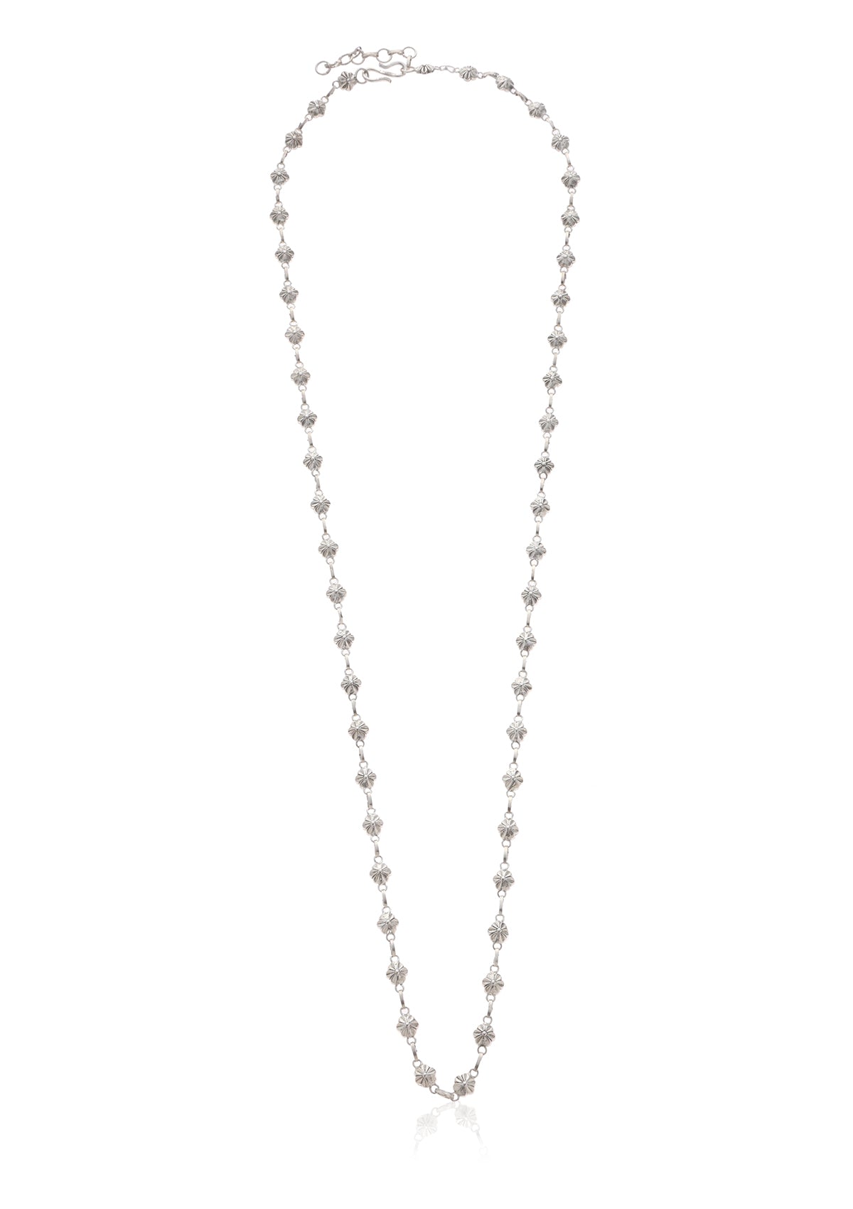 Anvi Silver Necklace