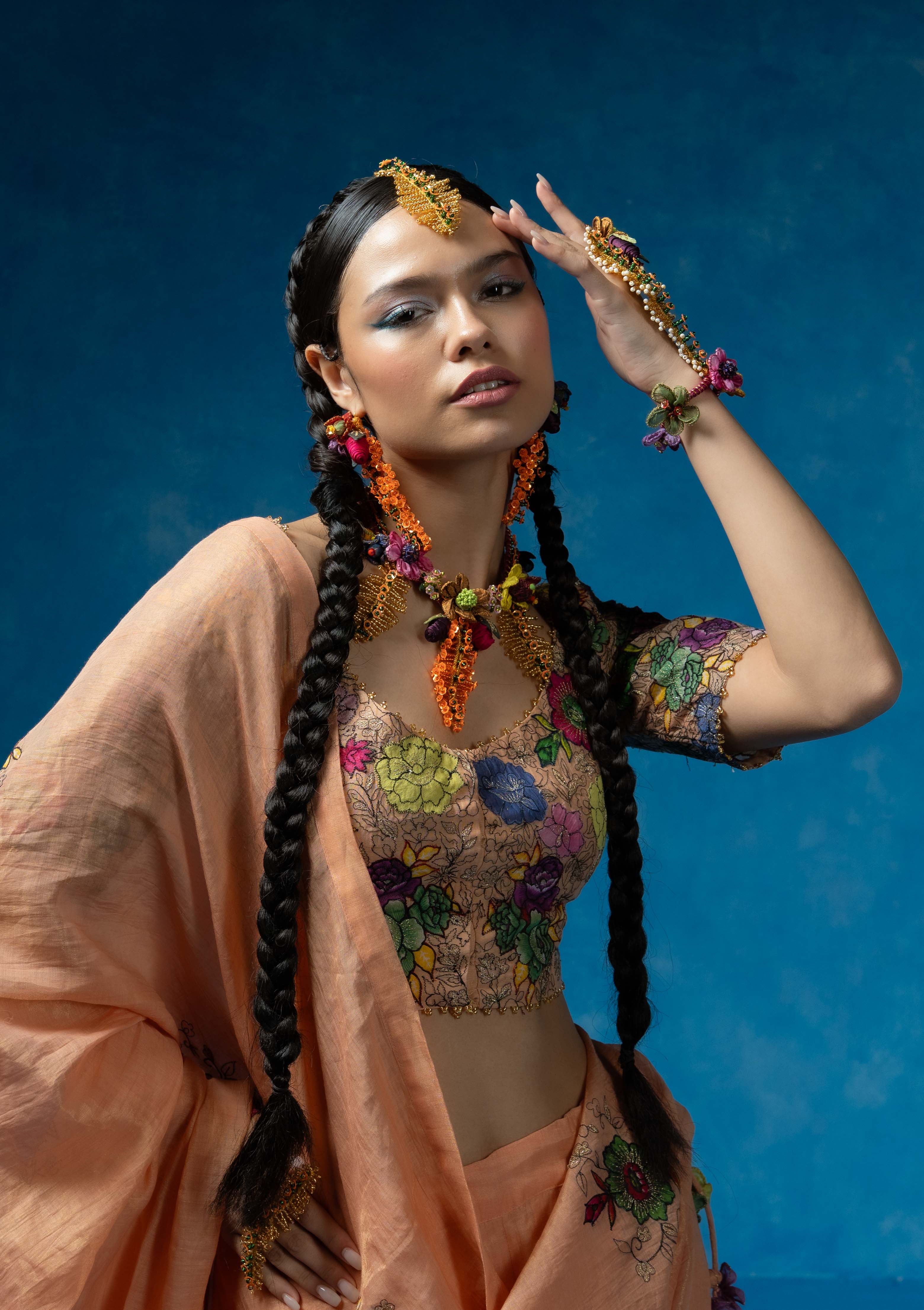 Phoolika Floral Set