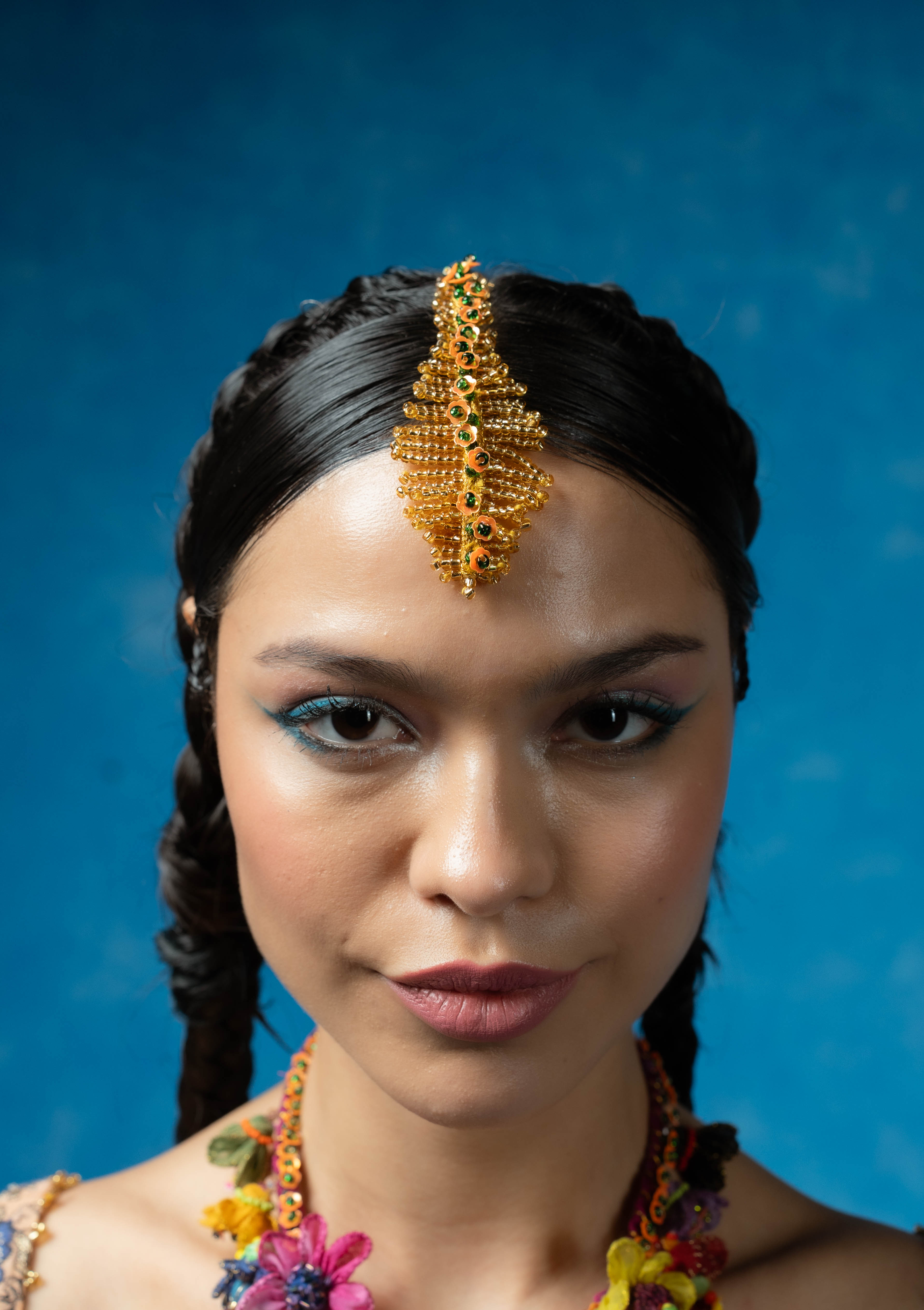 Phoolika Floral Mangtikka