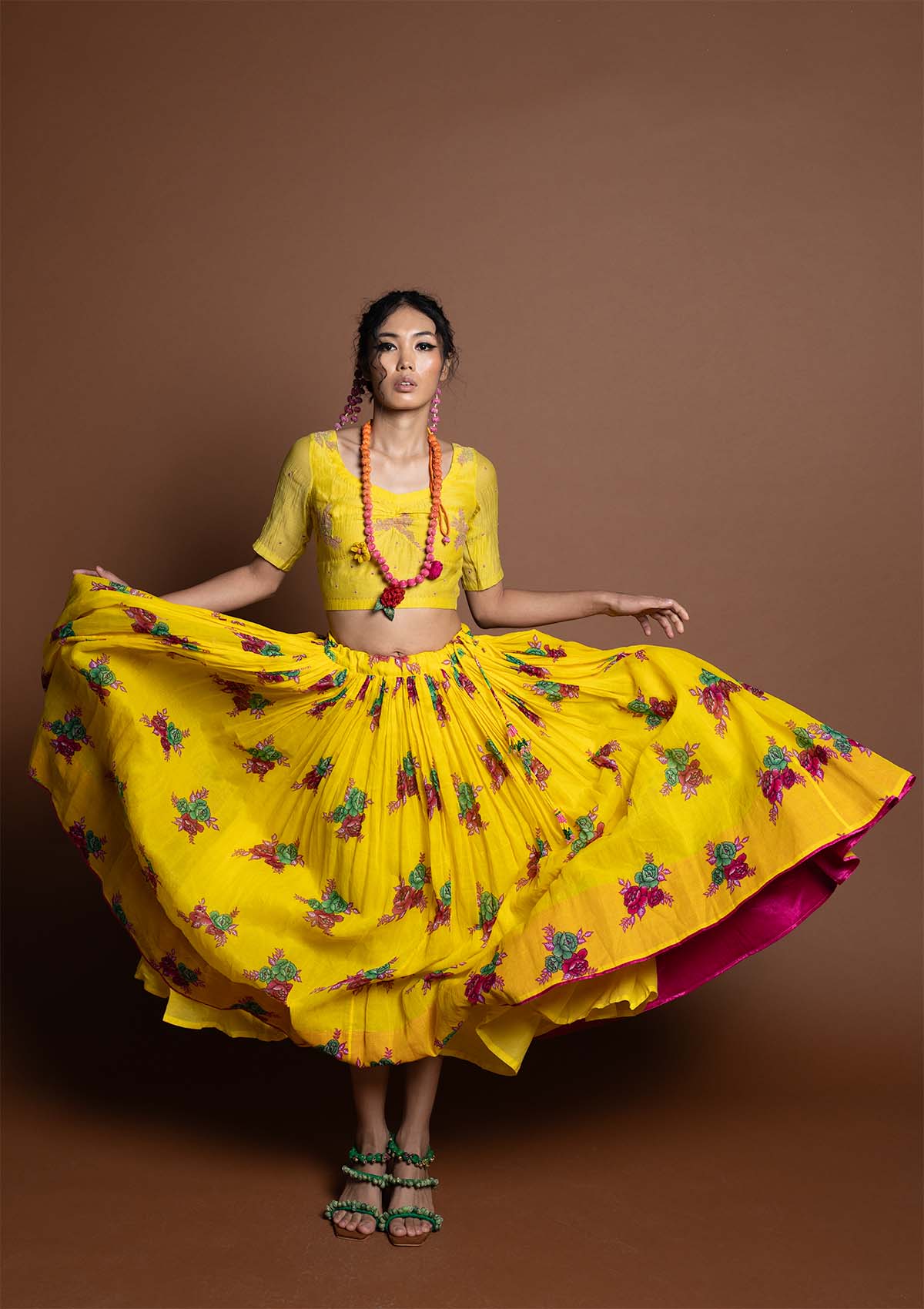 Ghunghati Ghagra, Choli & Dupatta Set