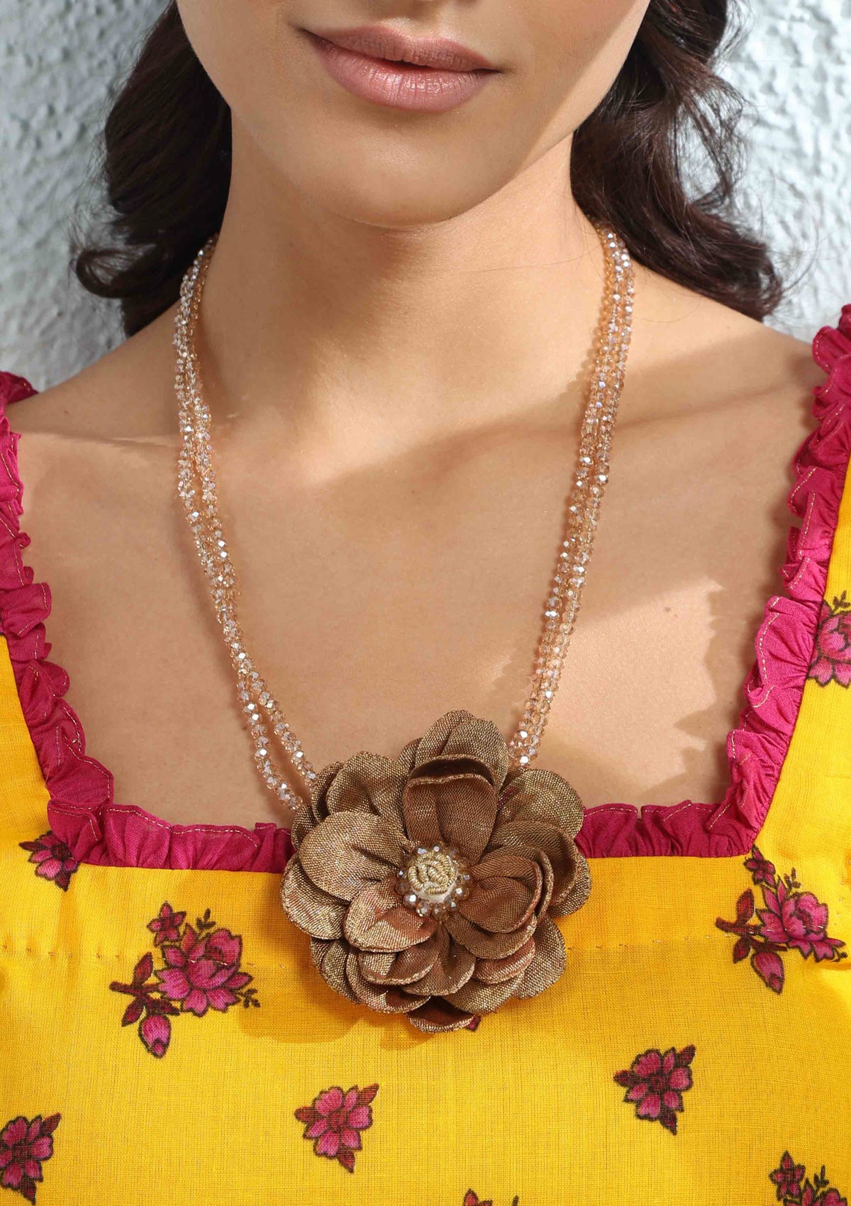 Medalia Floral Necklace