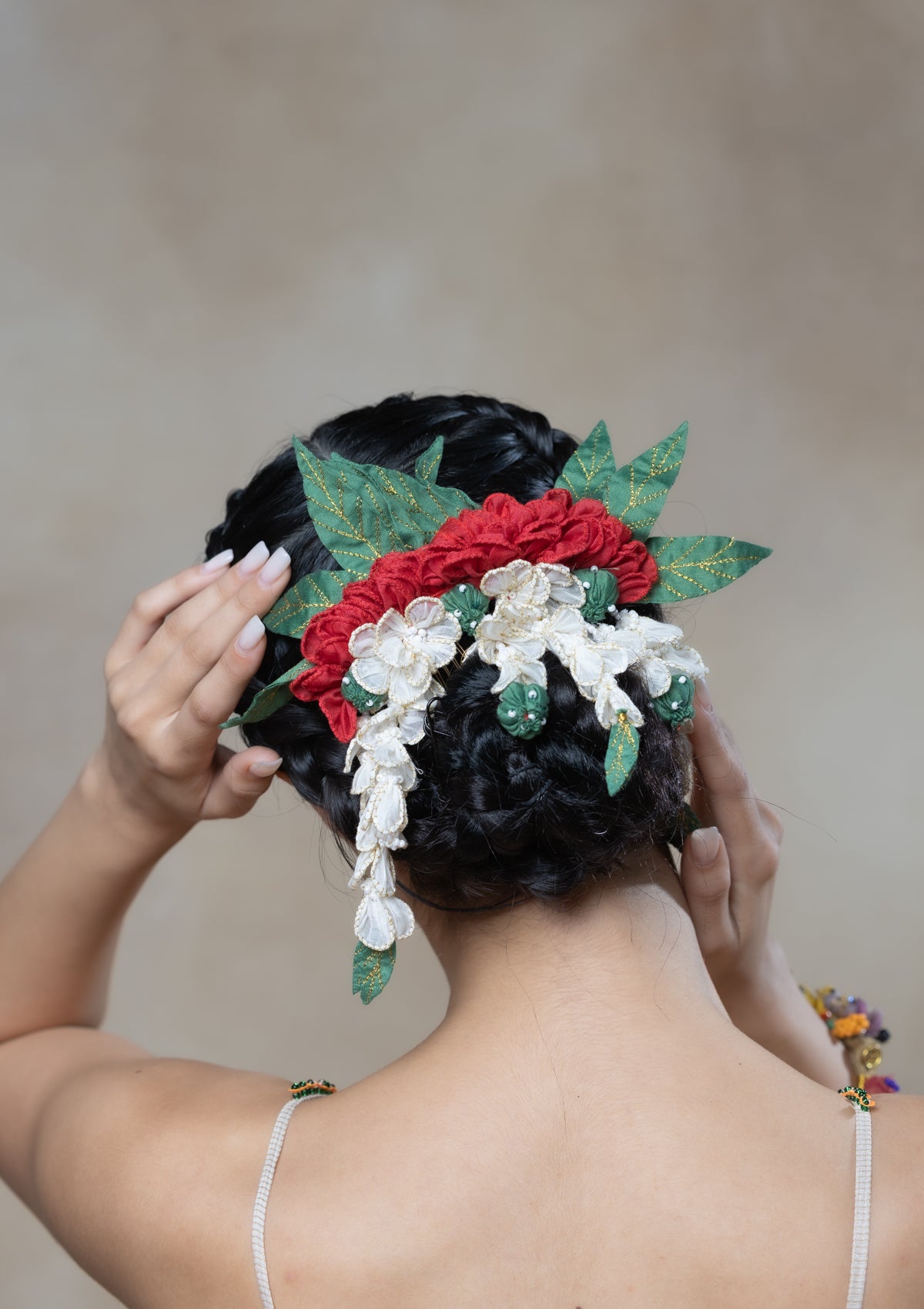 Madhu Kamini Comb Clip