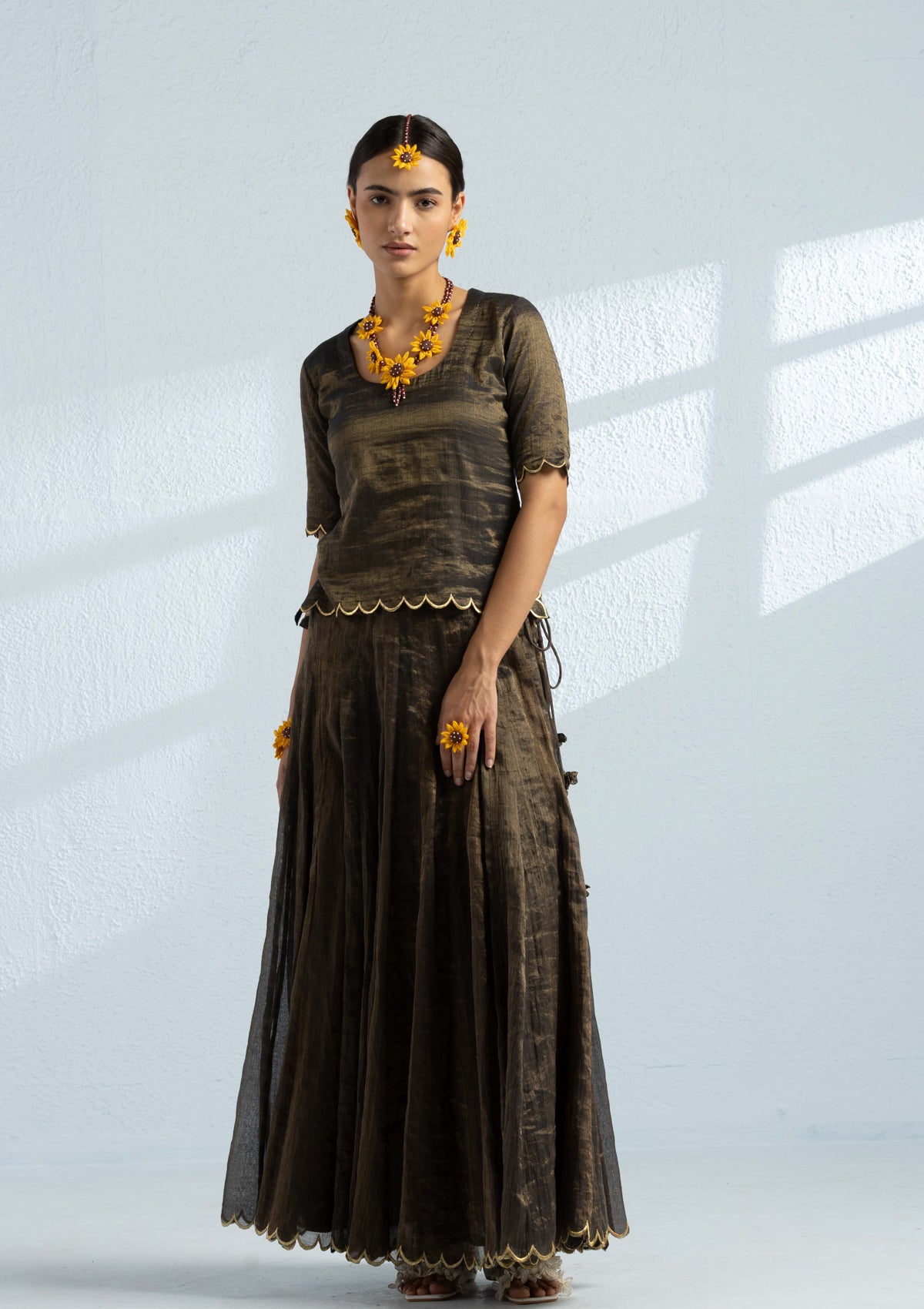 Mukhi Tissue Skirt