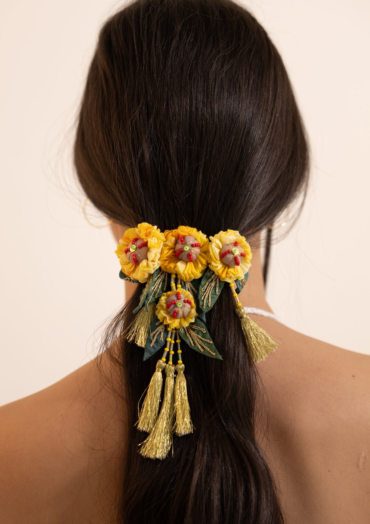 Daisy Floral Clip