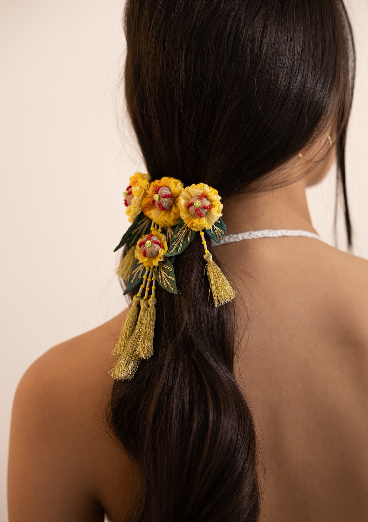 Daisy Floral Clip