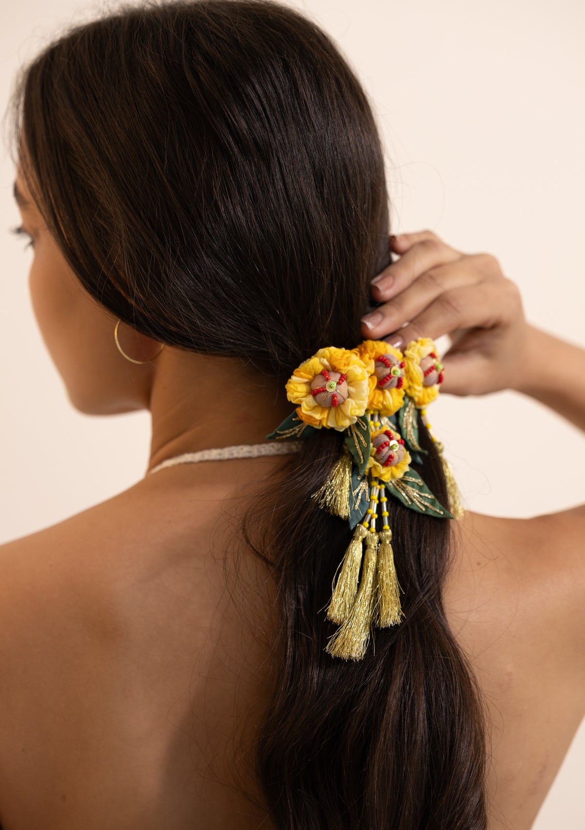 Daisy Floral Clip