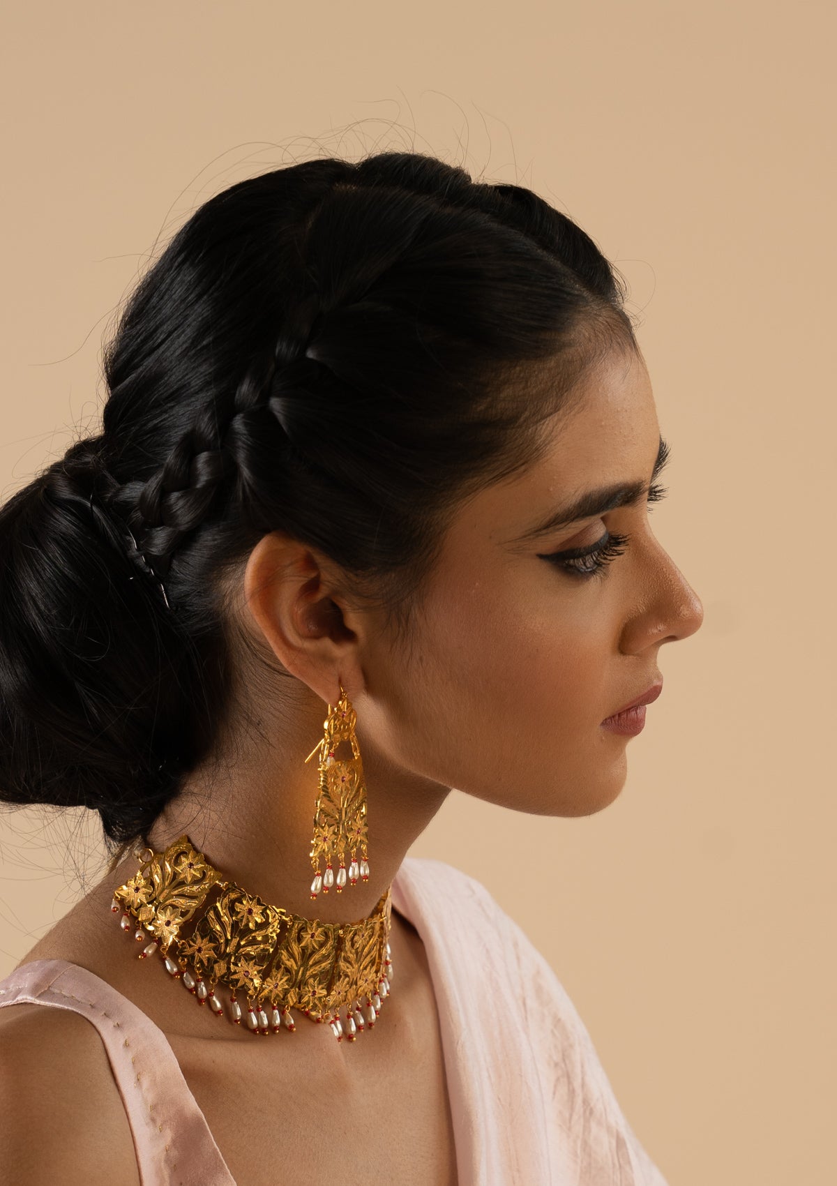 Indali Gold Tone Silver Choker