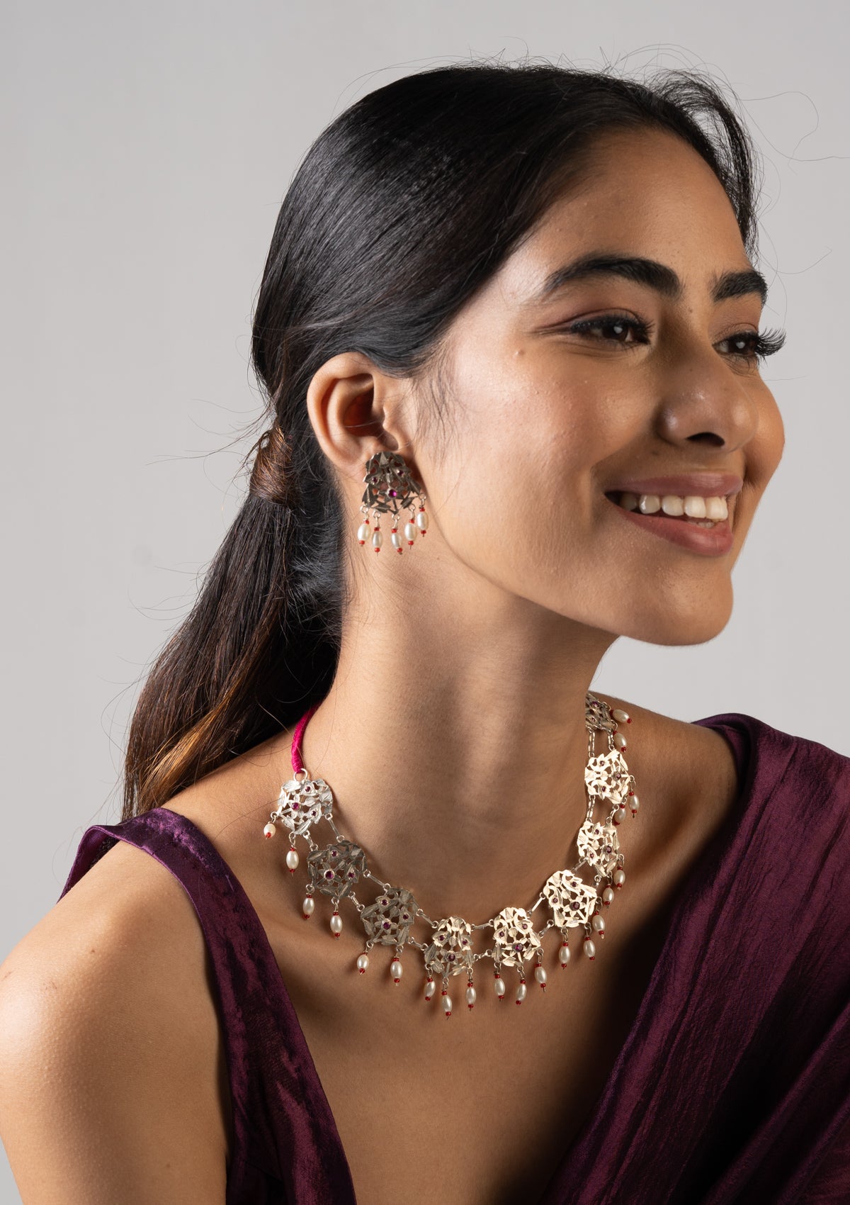 Gauri Silver Necklace & Earrings Set