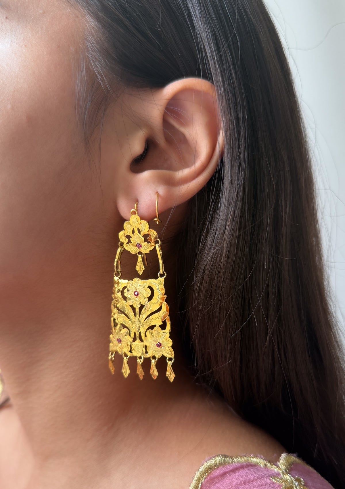 Ishawari Gold Tone Silver Earrings