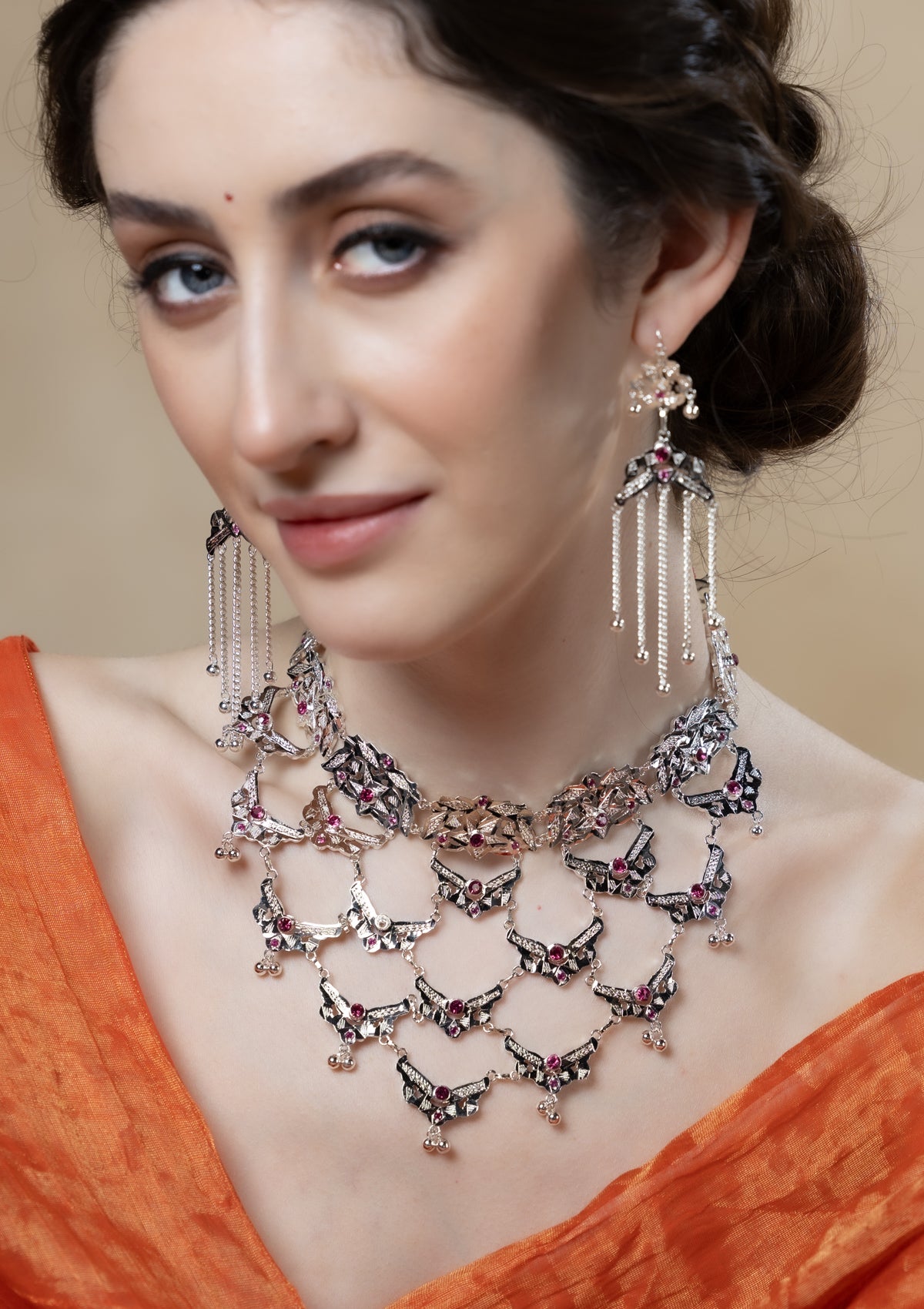 Sarita Silver Necklace & Earrings Set