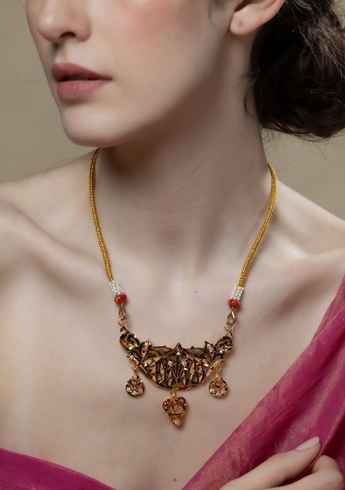 Binal Gold Tone Silver Necklace