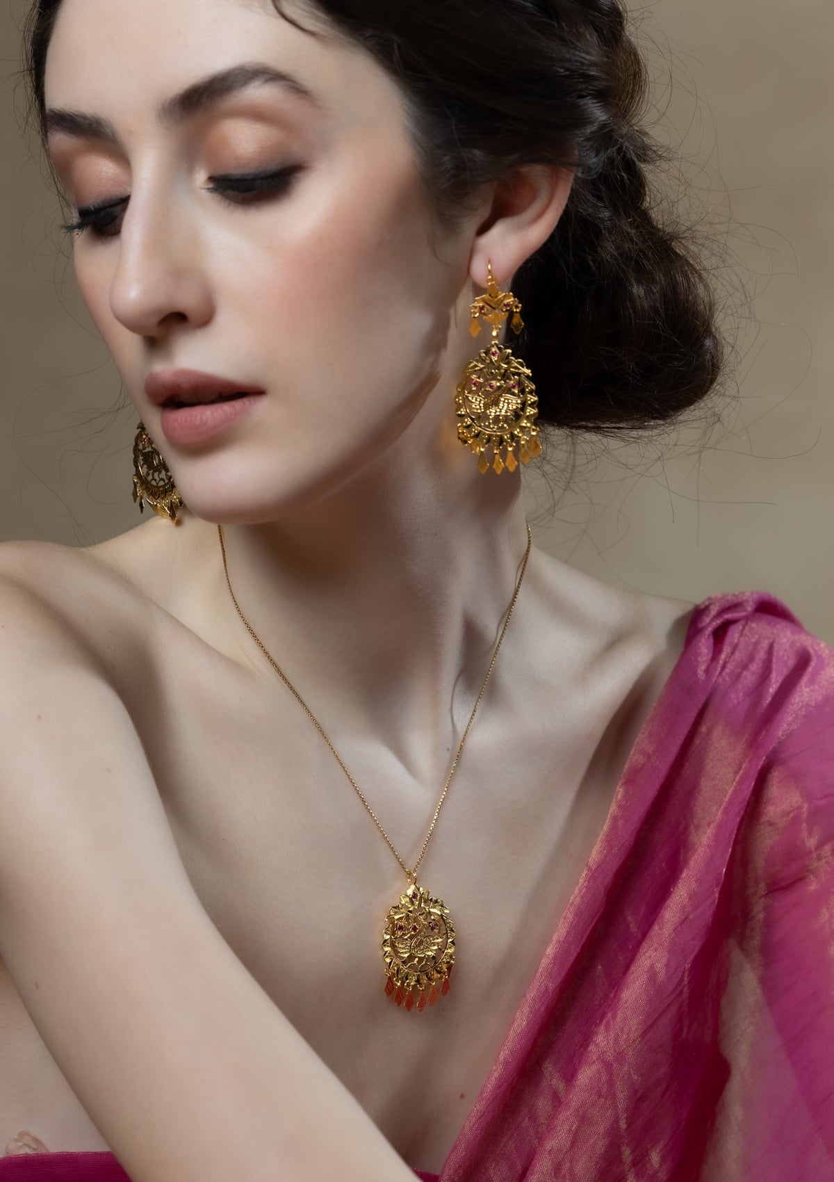 Liyana Gold Tone Silver Necklace & Earrings Set