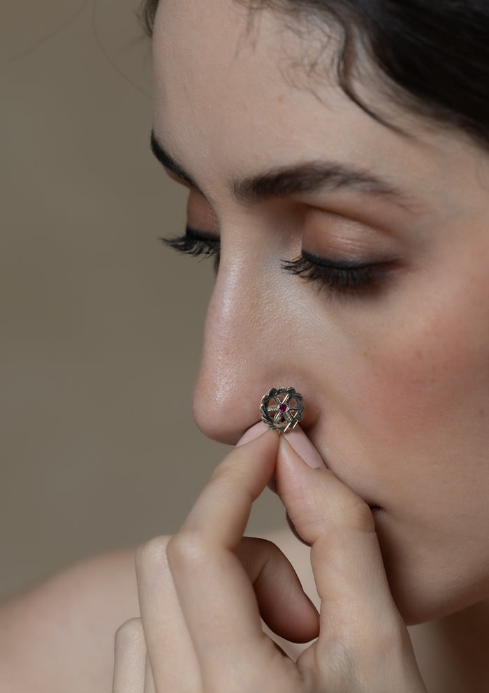 Hemani Handmade Silver Nosepin