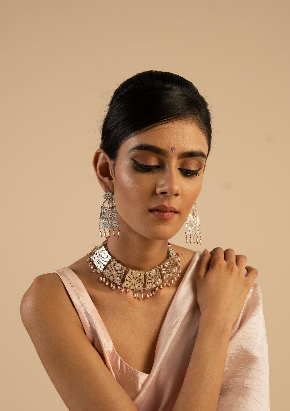 Nadira Silver Necklace & Earrings Set