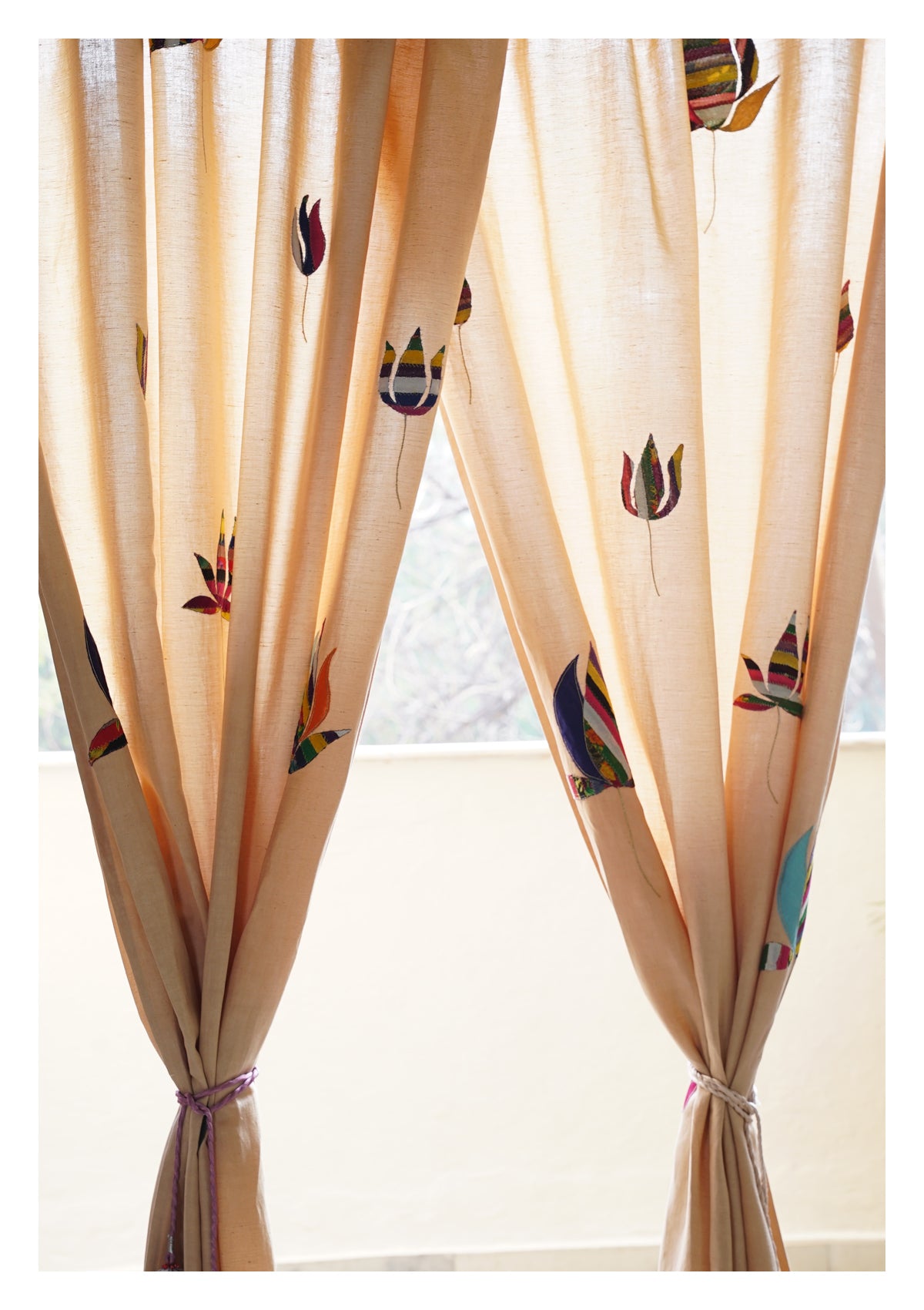 Nelumbo Beige Linen Curtain