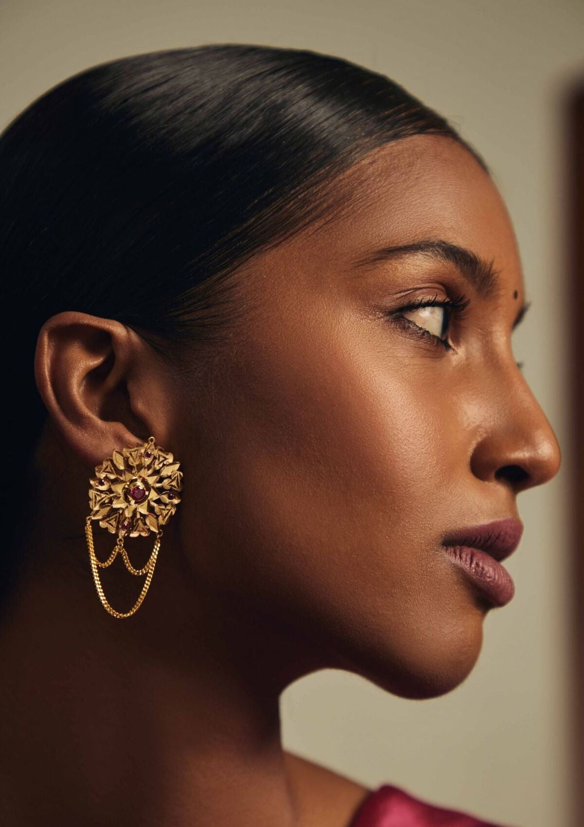 Dola Gold Earrings