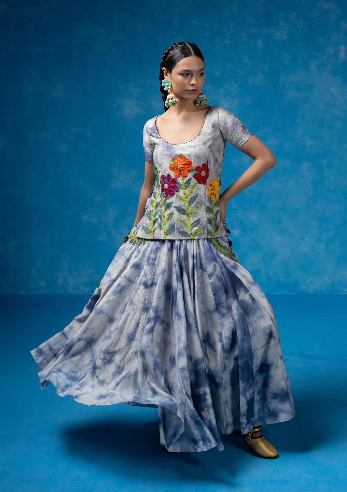 Vedi Blouse,Skirt & Dupatta Set