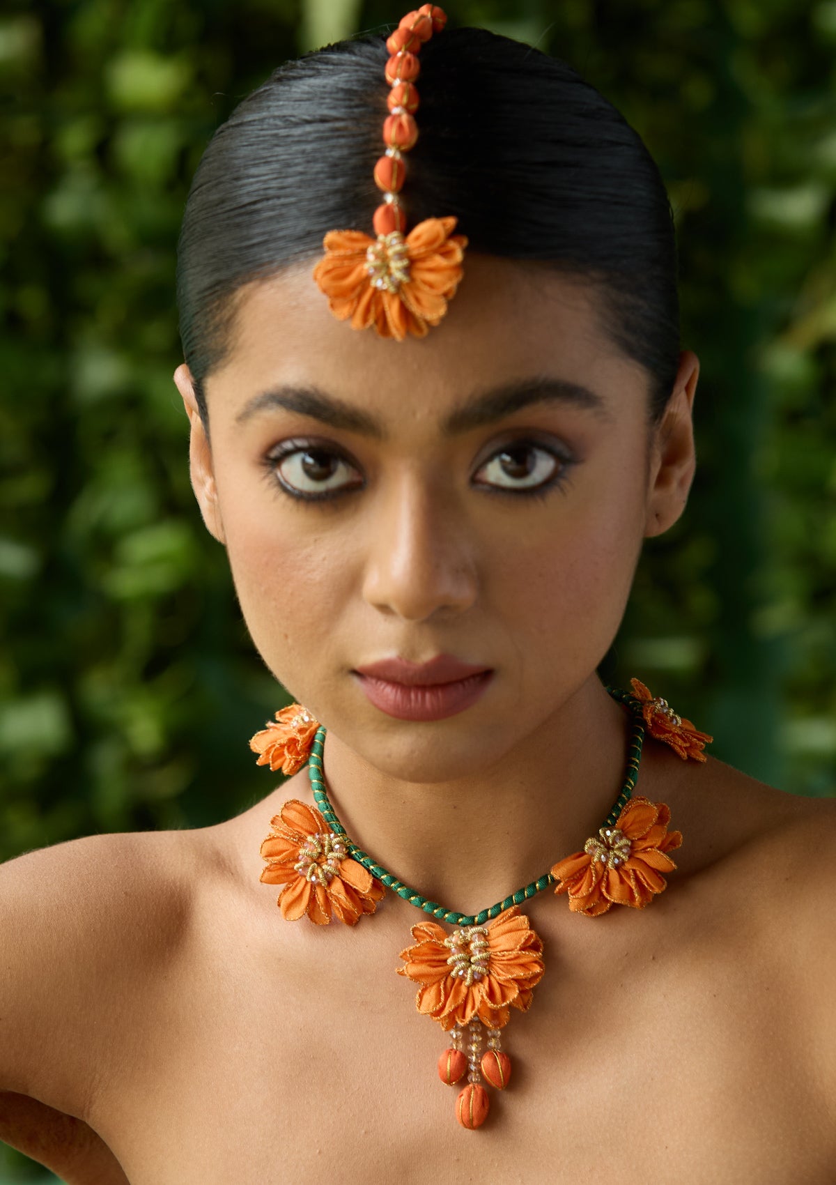 Narangi Floral Necklace