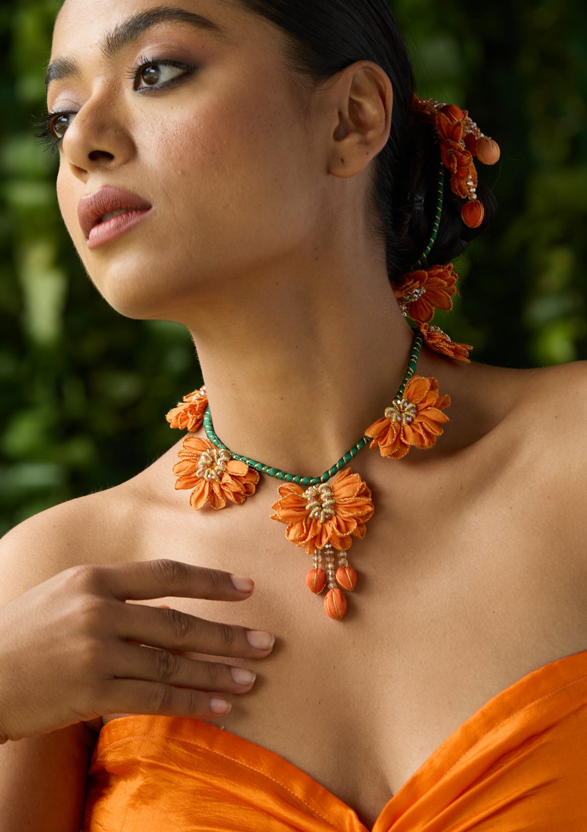 Narangi Floral Necklace