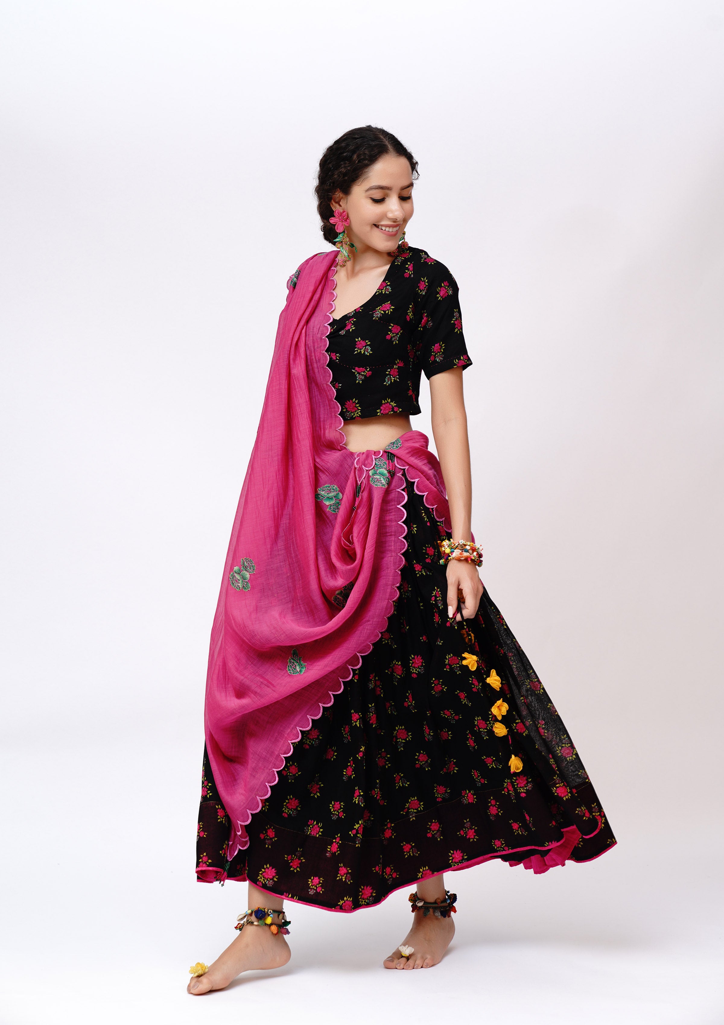 Koyaliya Ghagra, Choli & Dupatta Set