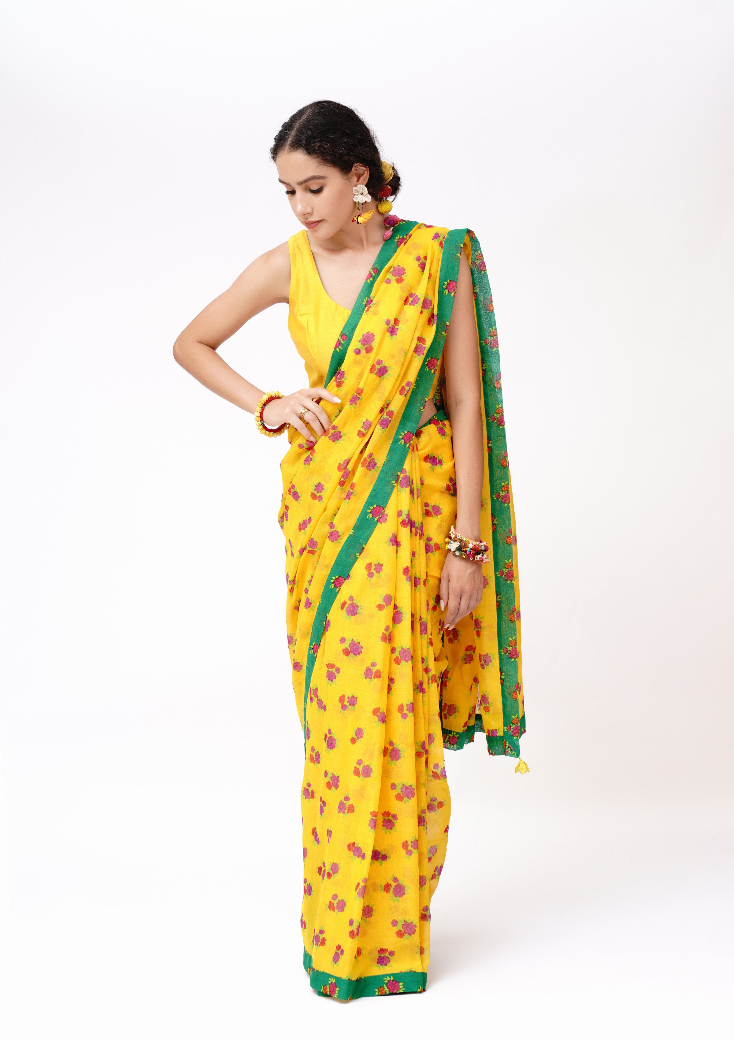 Sonaa Chintz Saree