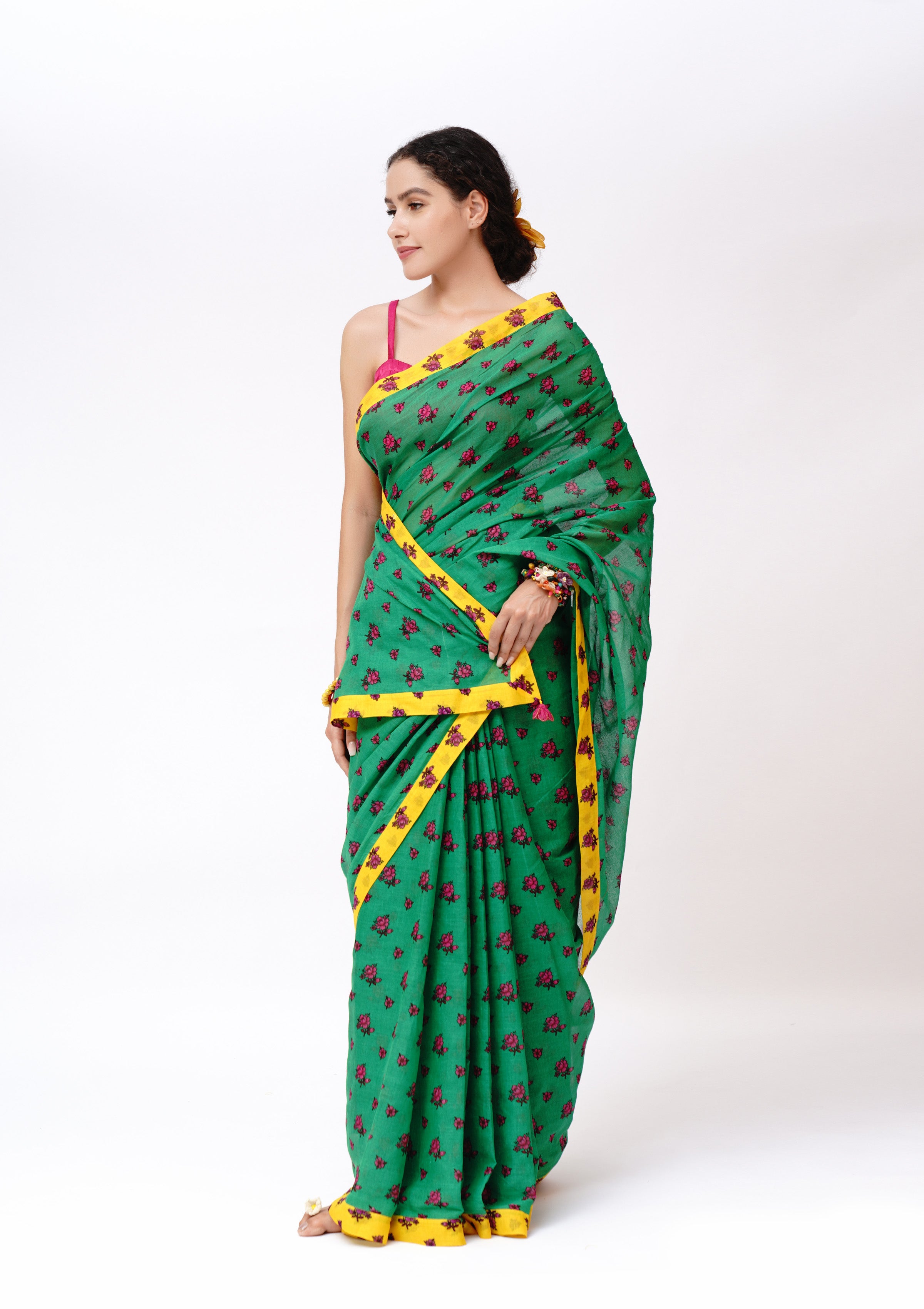 Triptiya Saree