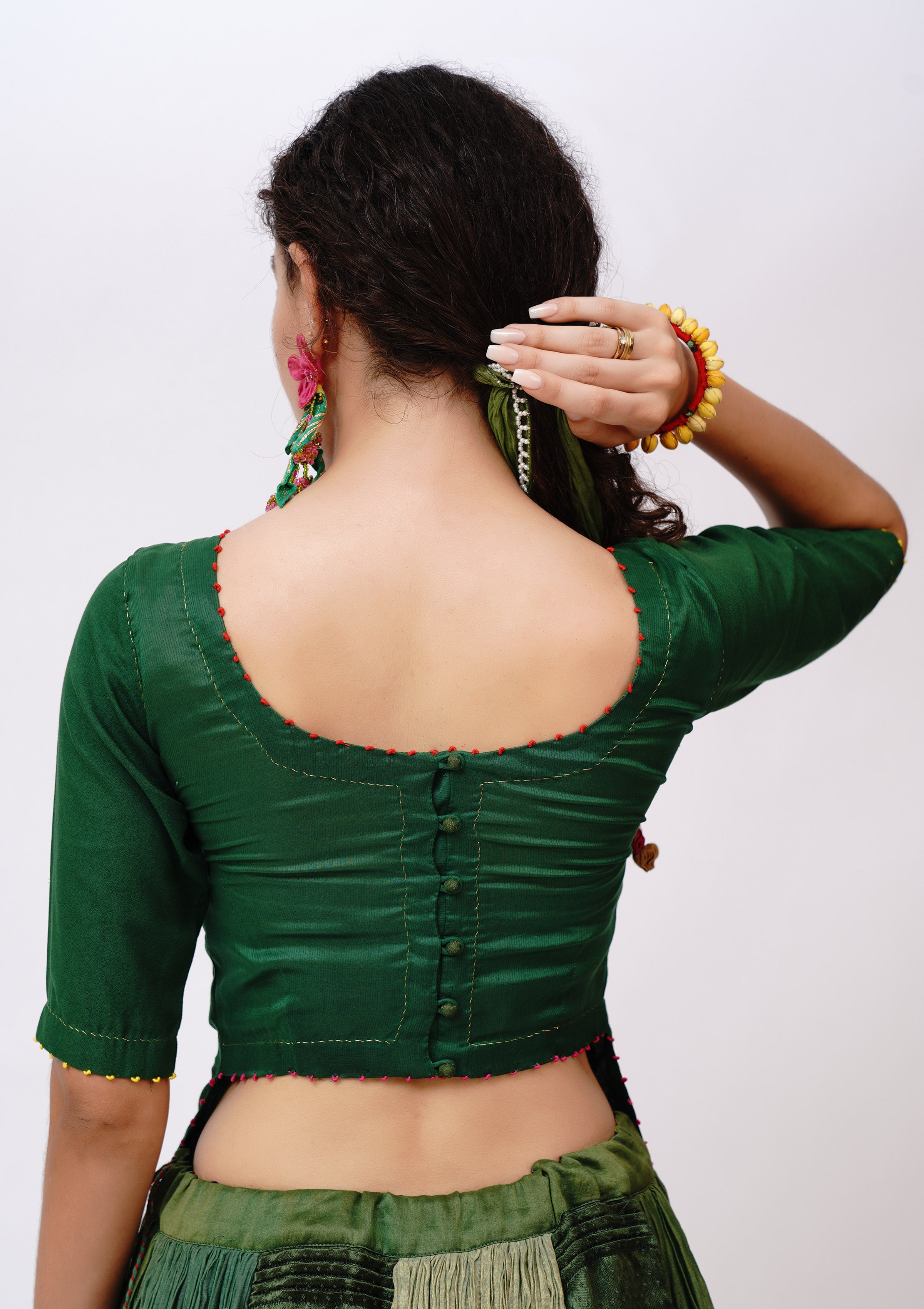 Phudki Choli
