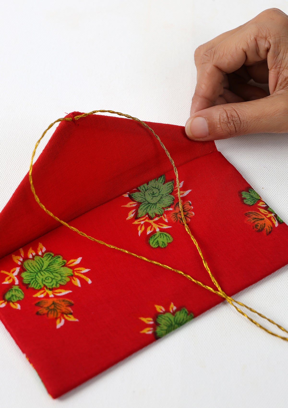 Tukur Red Sagan Envelope