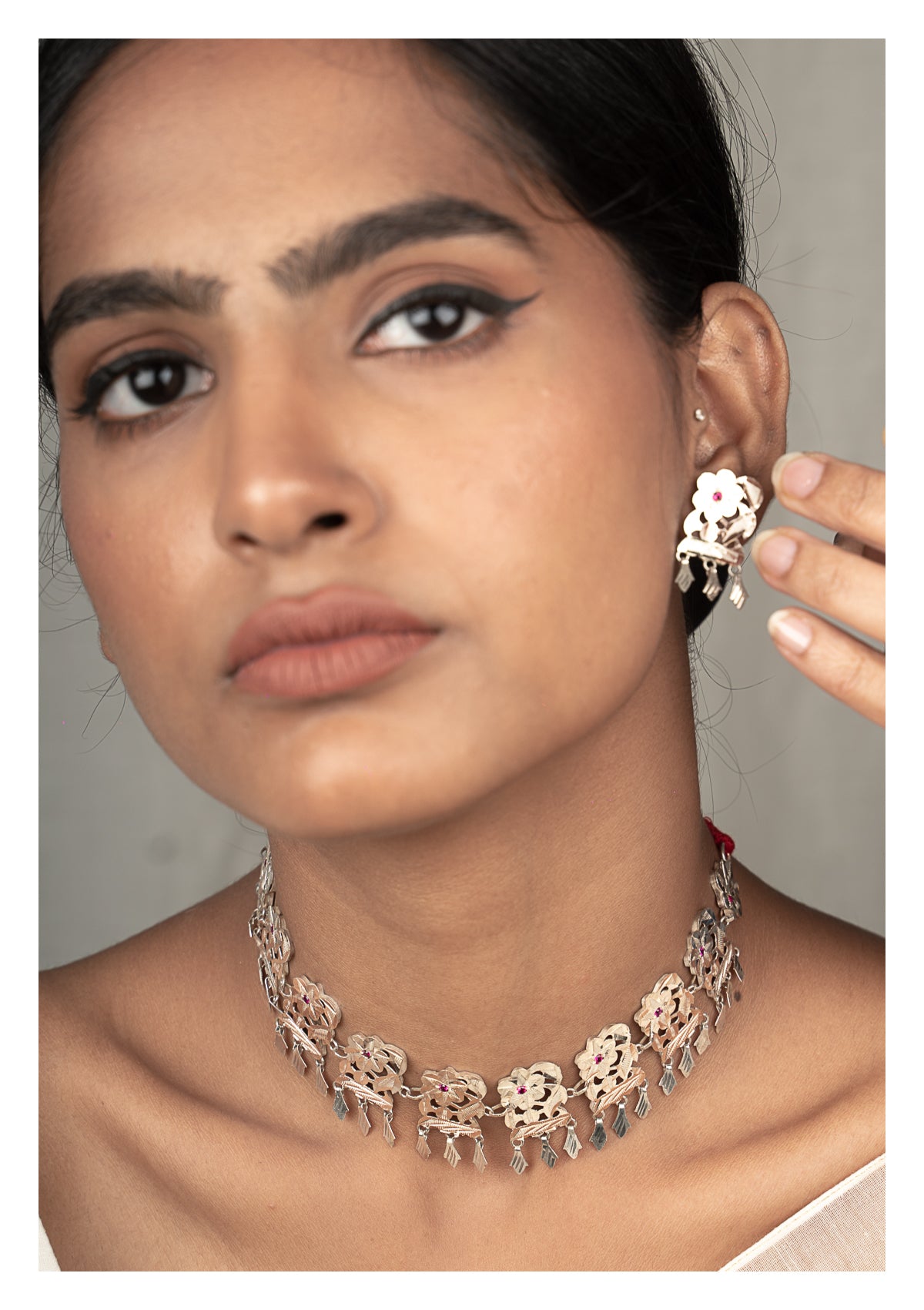 Reshma Silver Necklace & Earrings Set