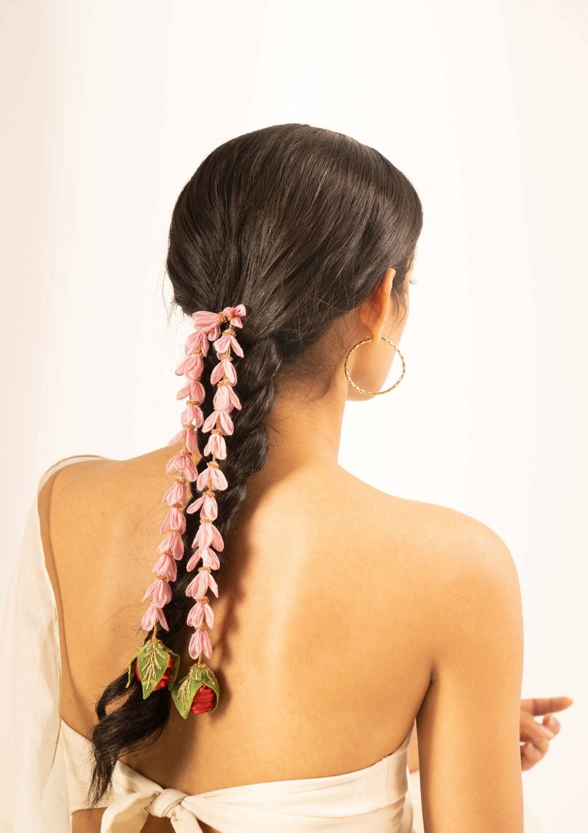 Rohira Floral Hair Accessory