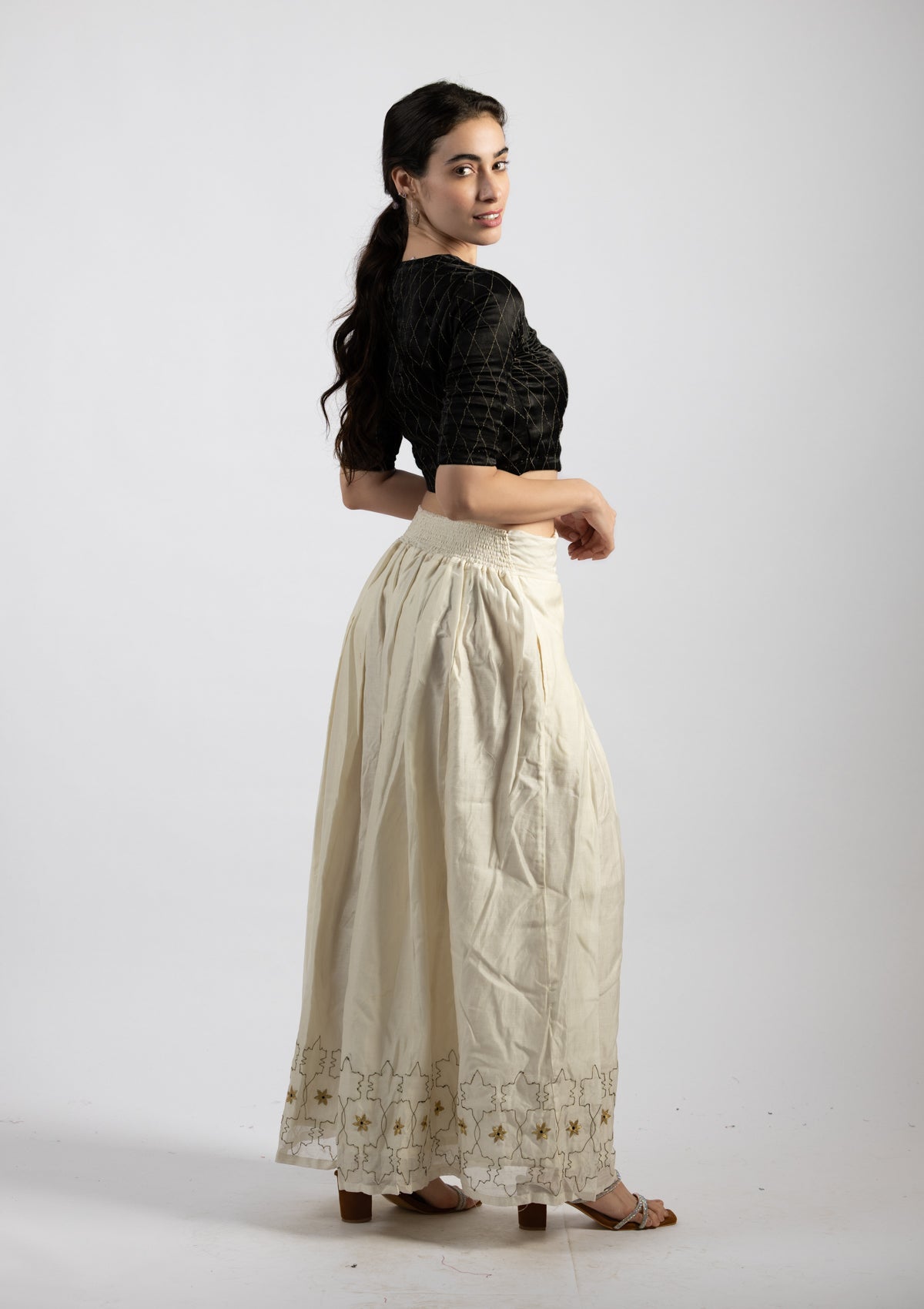 Frost Fit White Chanderi Pants - Size Small